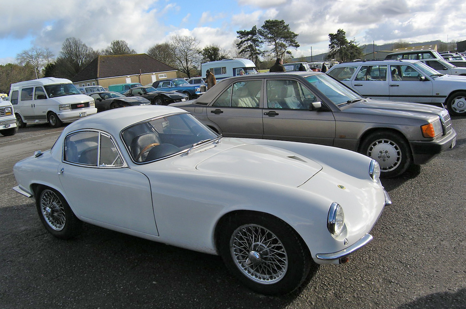 Boycie stars at Shepton Mallet classic show 