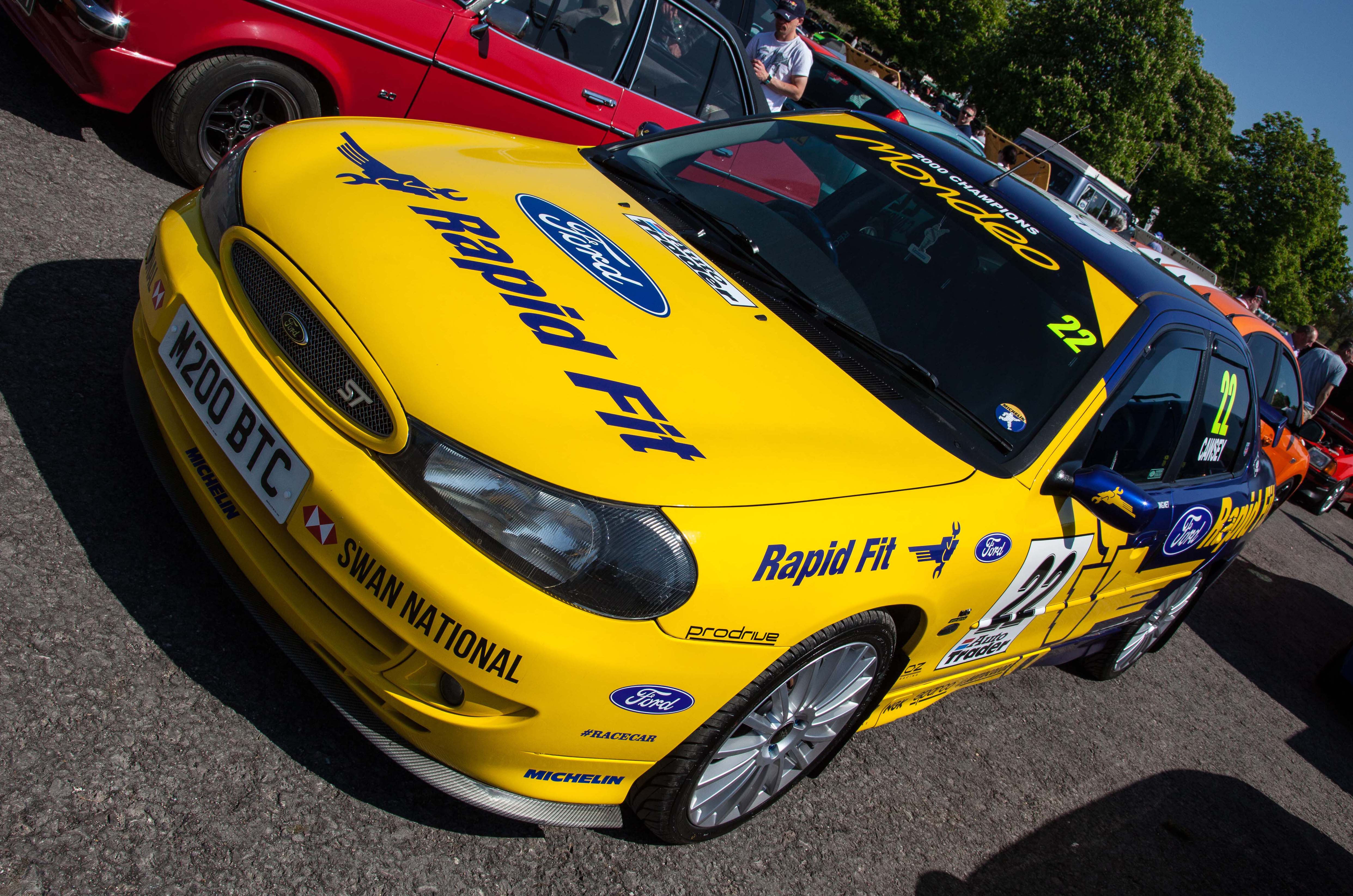 Classic & Sports Car – Beaulieu's biggest-ever Simply Ford