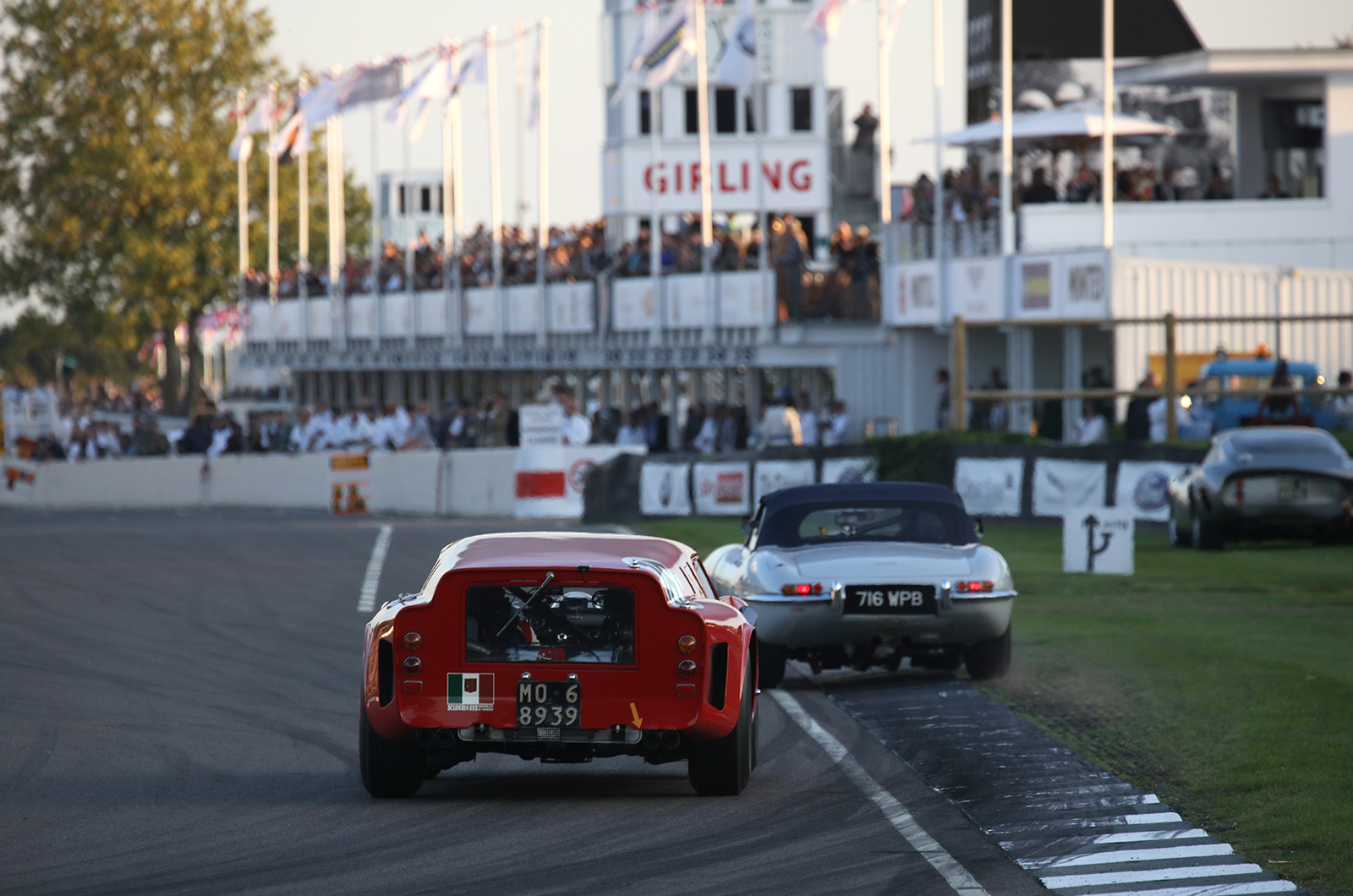 Classic & Sports Car – Goodwood Revival Day One: ‘Breadvan’ wins £200m Kinrara