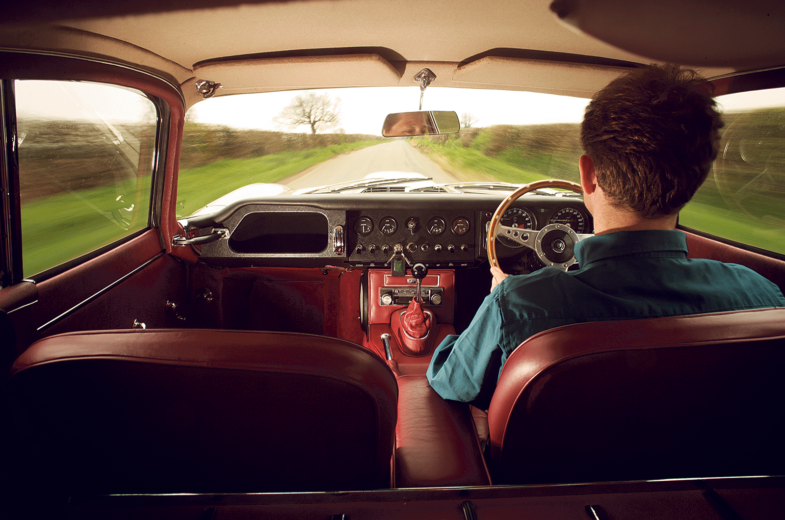Classic & Sports Car – Everyone wants a Jaguar E-type, but which one is best?
