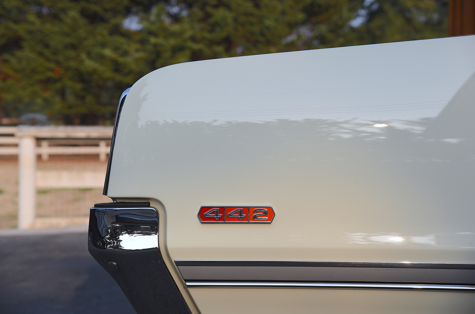 Classic & Sports Car – Lifelong love: Oldsmobile 442