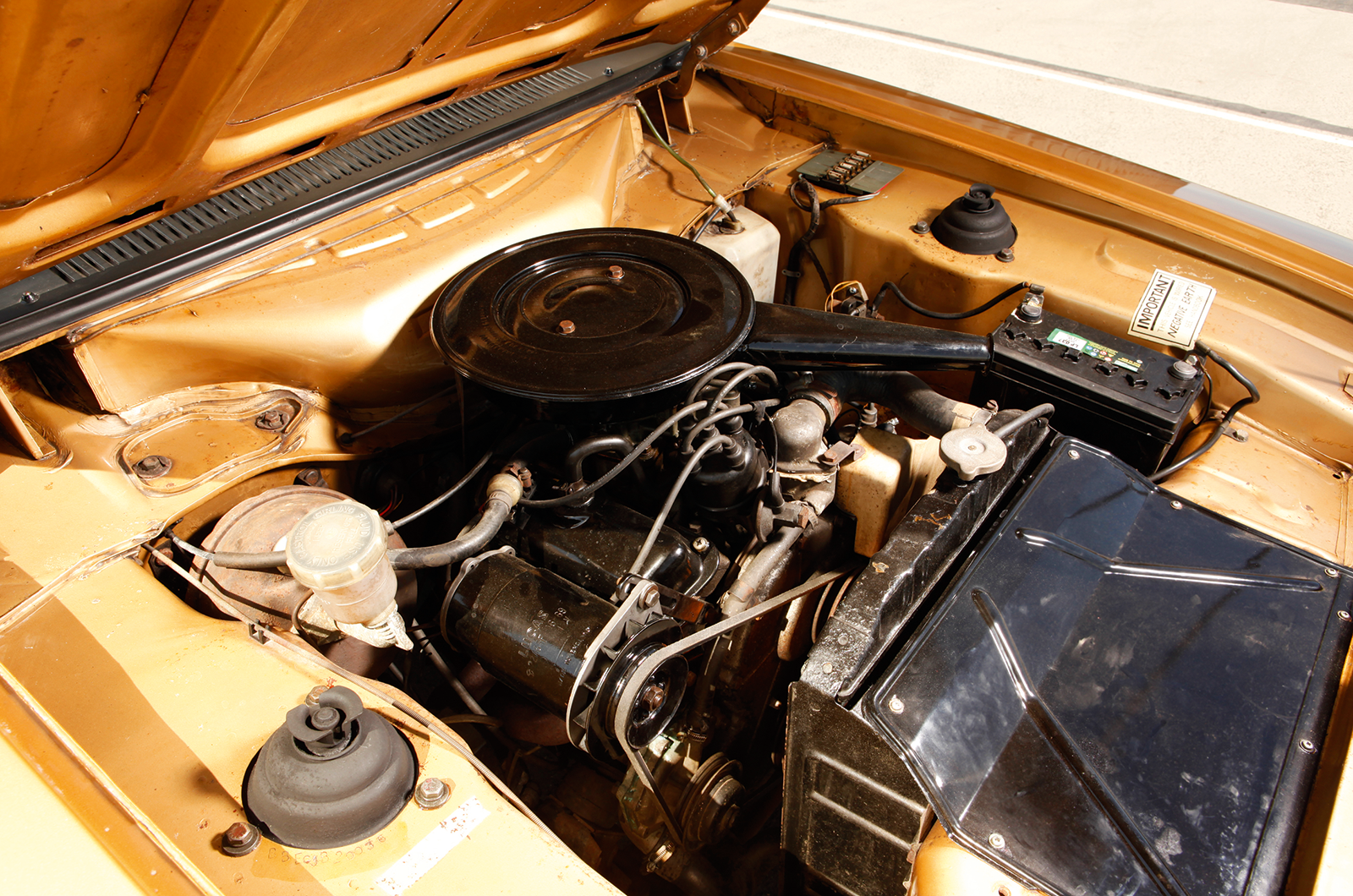 Classic & Sports Car – Ford Capri at 50: Mk1-3 driven