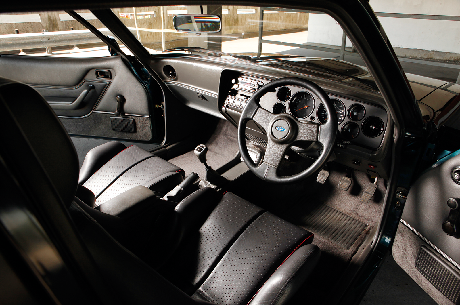 Classic & Sports Car – Ford Capri at 50: Mk1-3 driven