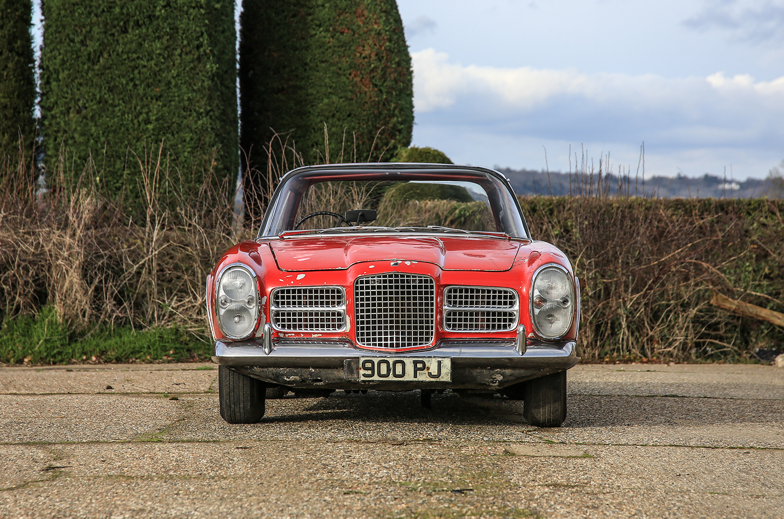 Classic & Sports Car – Barn-find Facel Vega show car to go under the hammer