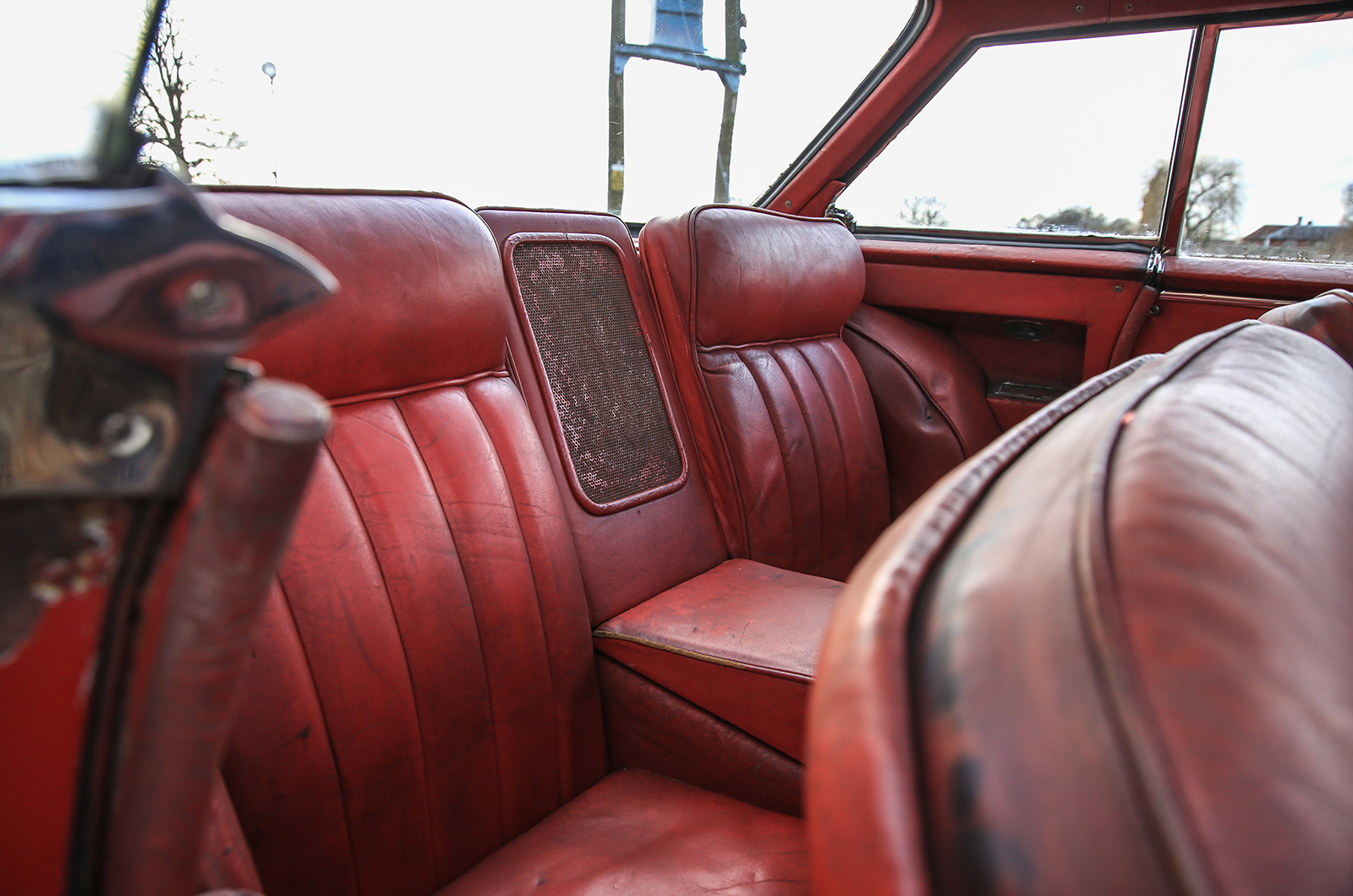 Classic & Sports Car – Barn-find Facel Vega show car to go under the hammer