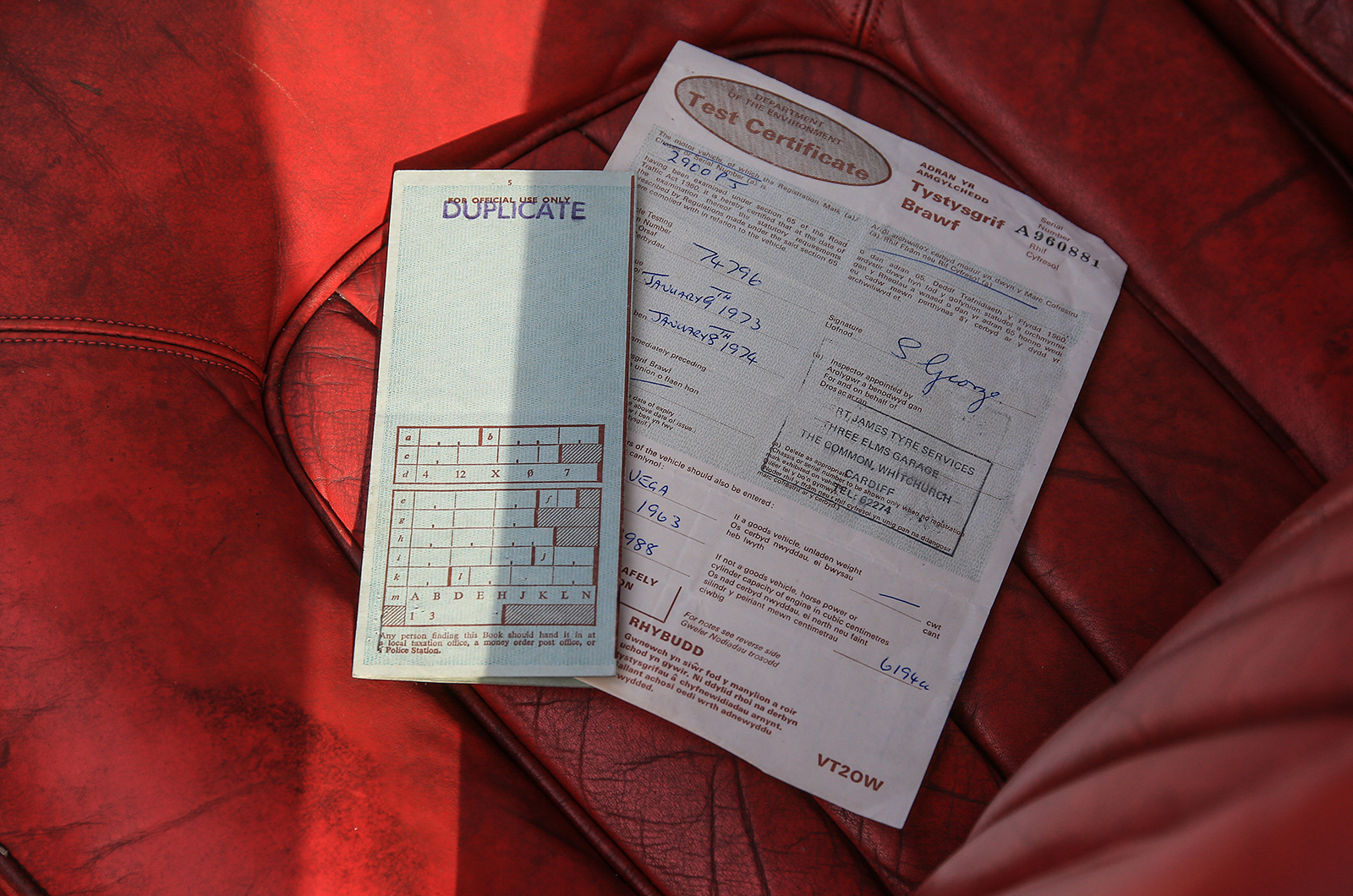 Classic & Sports Car – Barn-find Facel Vega show car to go under the hammer