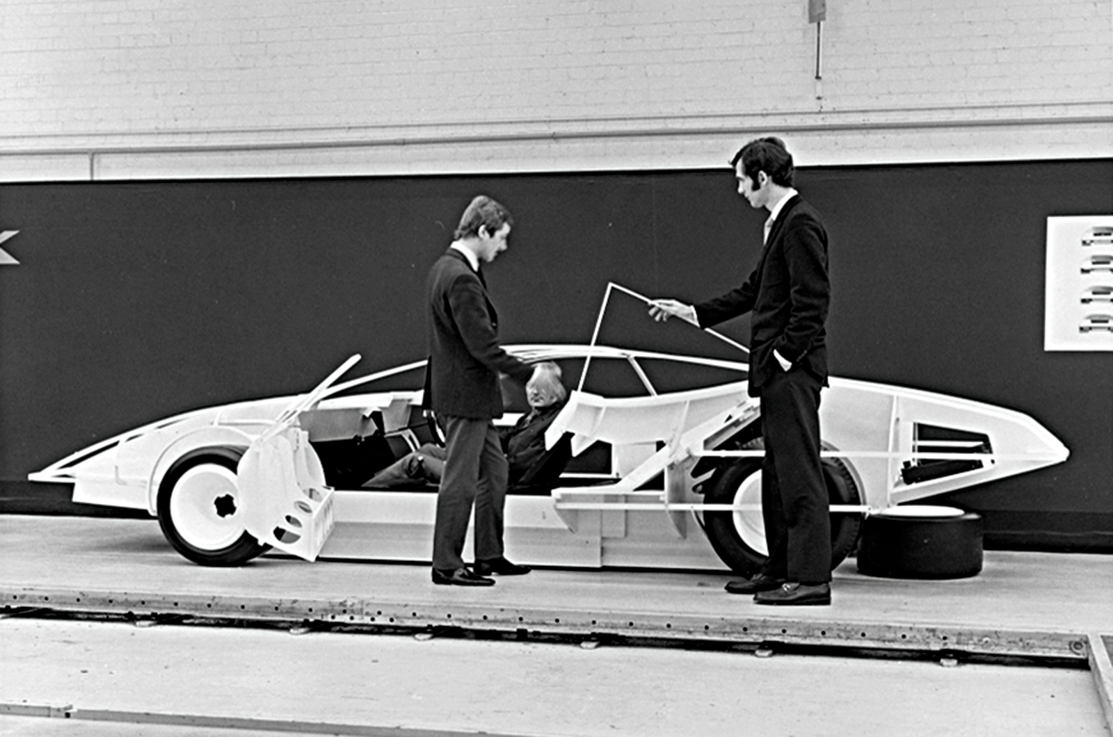 The space-age Vauxhall: inside the incredible SRV concept