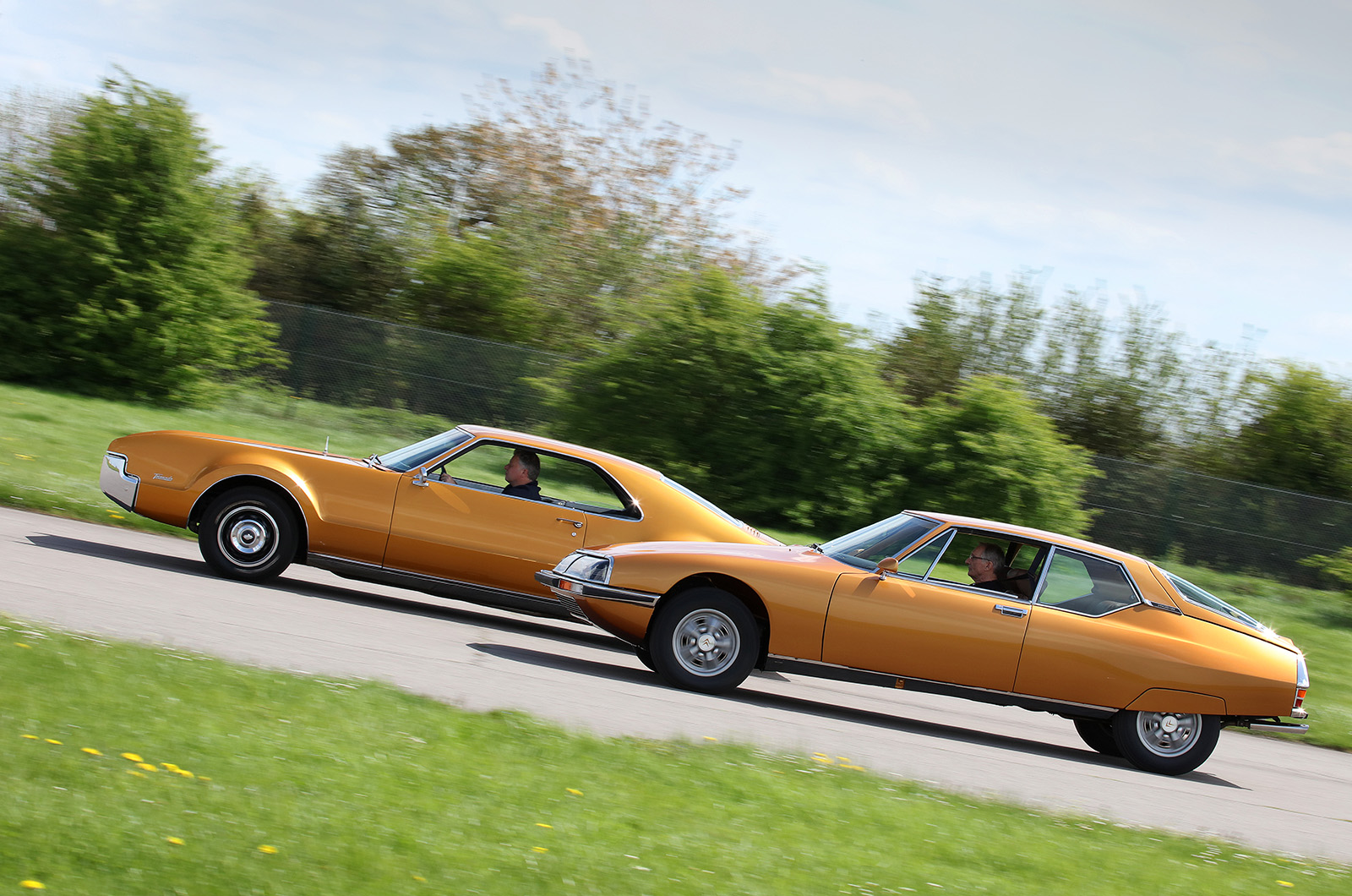 Classic & Sports Car – Citroën SM and Oldsmobile Toronado: groundbreaking GTs