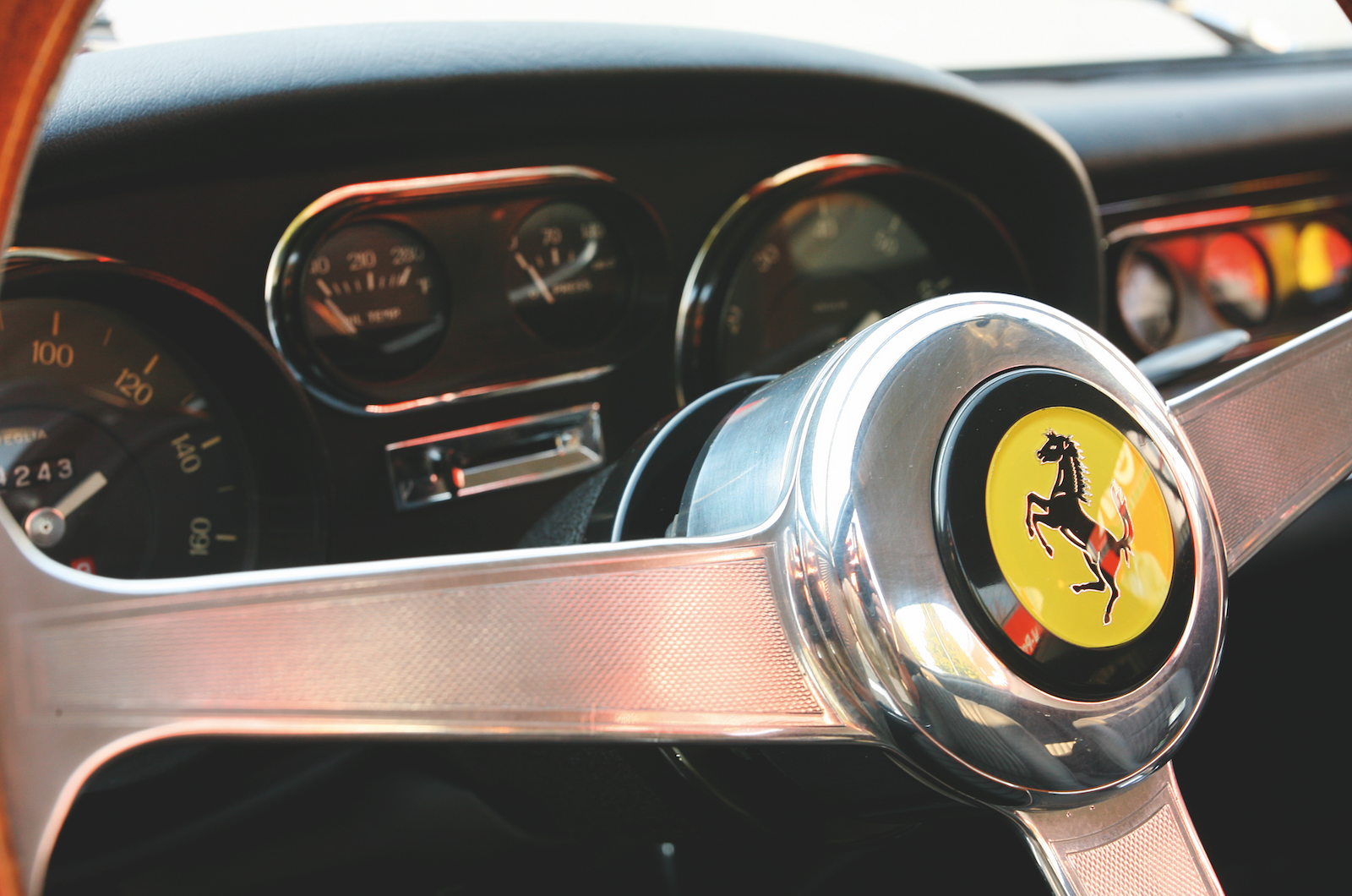 Classic & Sports Car – Behind the wheel of Steve McQueen’s Ferrari 275GTB/4