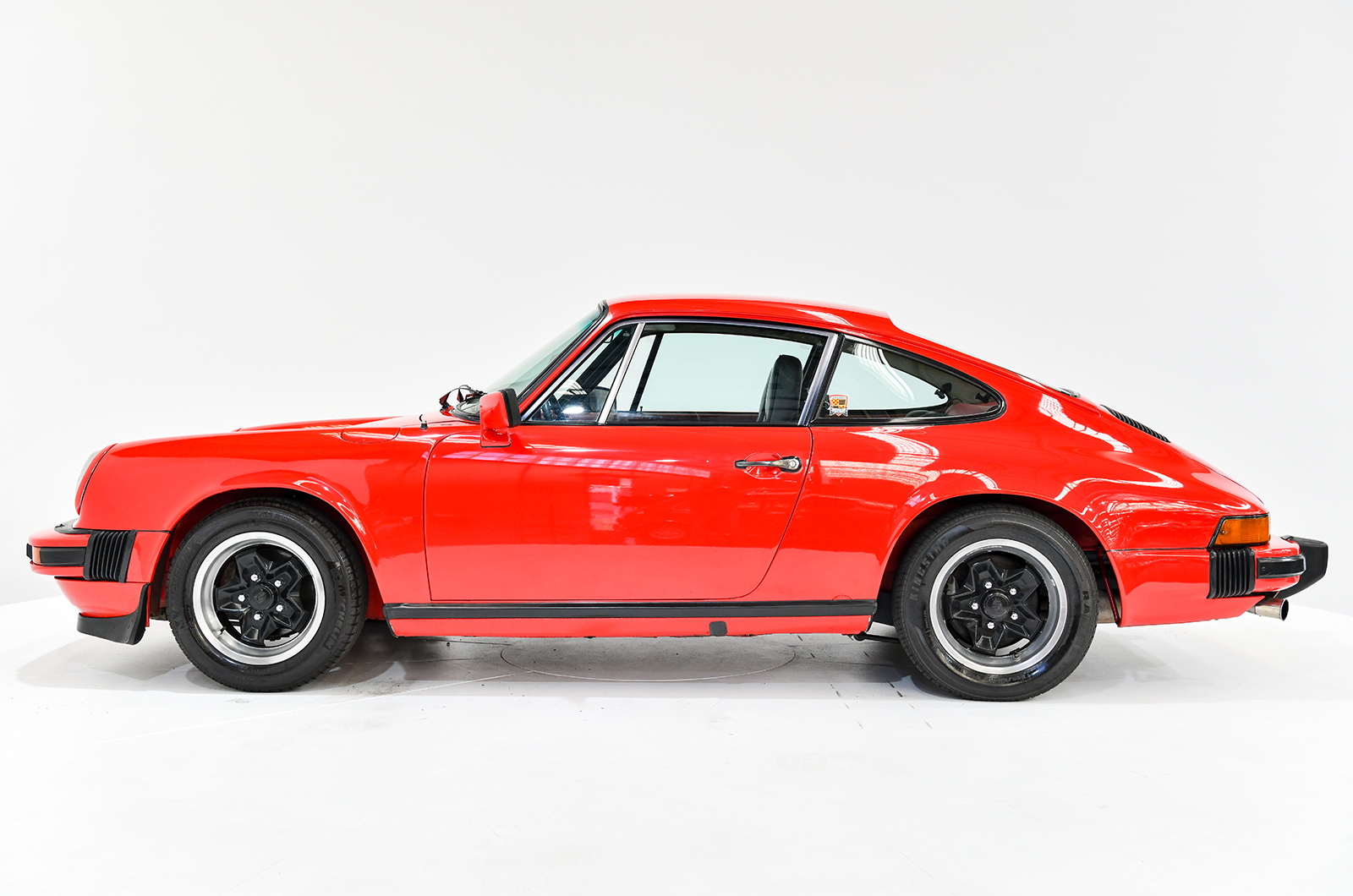 Classic & Sports Car – Entire Australian museum collection for sale next Sunday