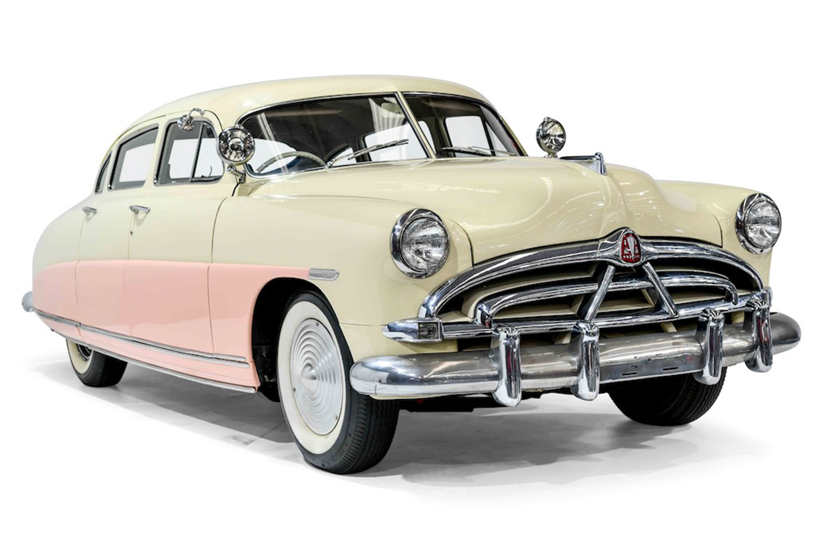 Classic & Sports Car – Entire Australian museum collection for sale next Sunday
