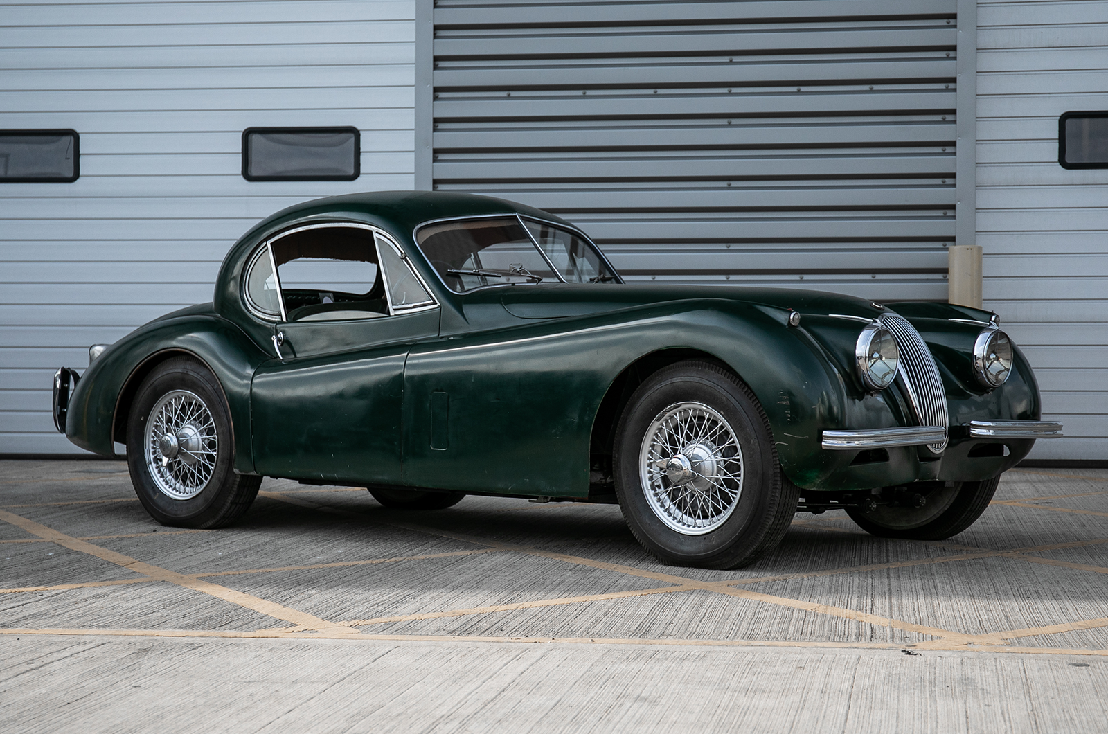 Classic & Sports Car – Fancy a project? 4 TLC-ready Jaguars are coming to auction