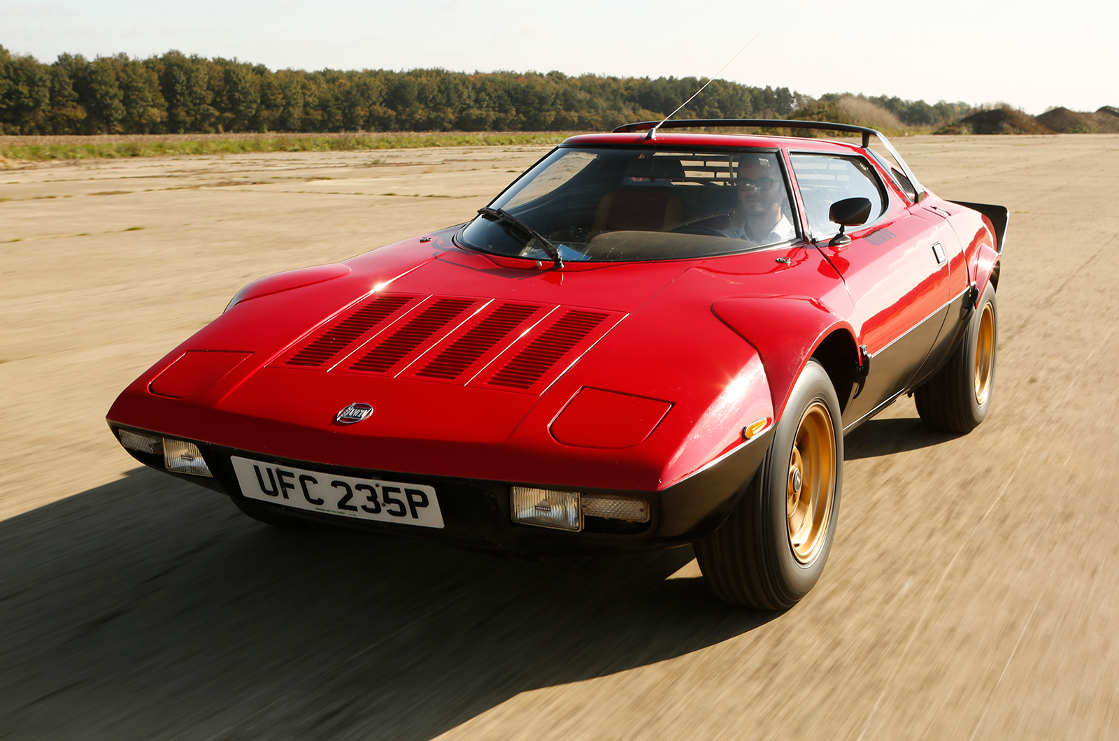 Classic & Sports Car – Lancia Stratos: rallying’s best road star?