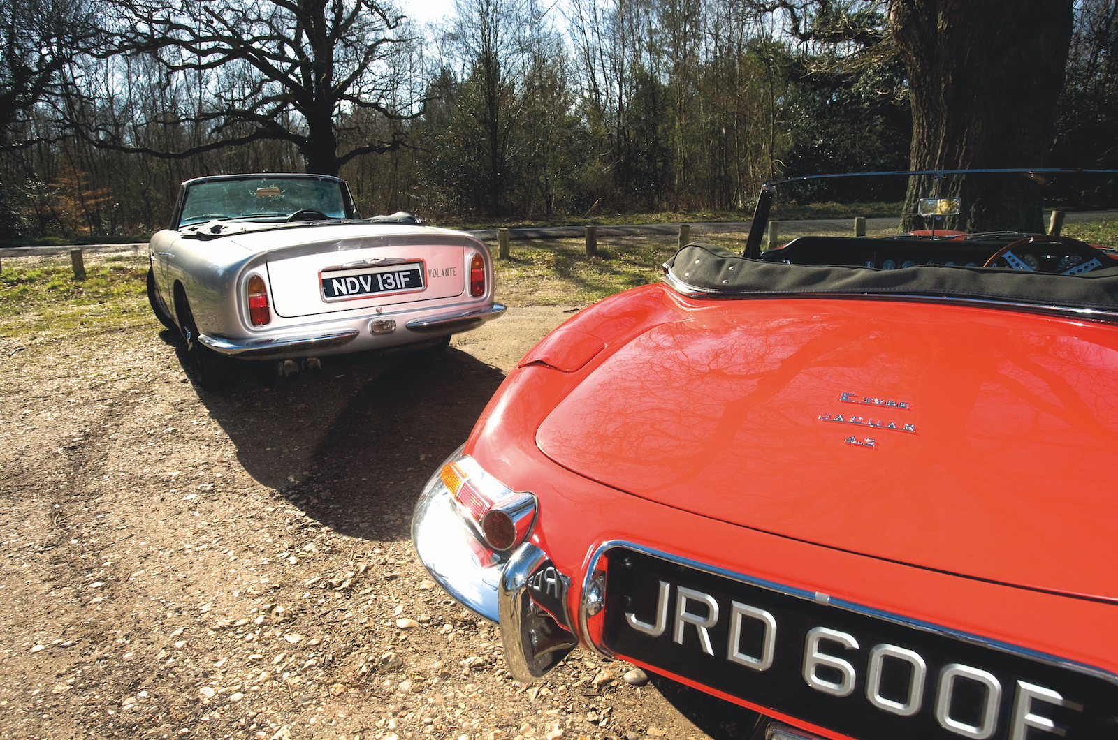 Classic & Sports Car – The civil English war: Aston DB6 vs Jaguar E-type