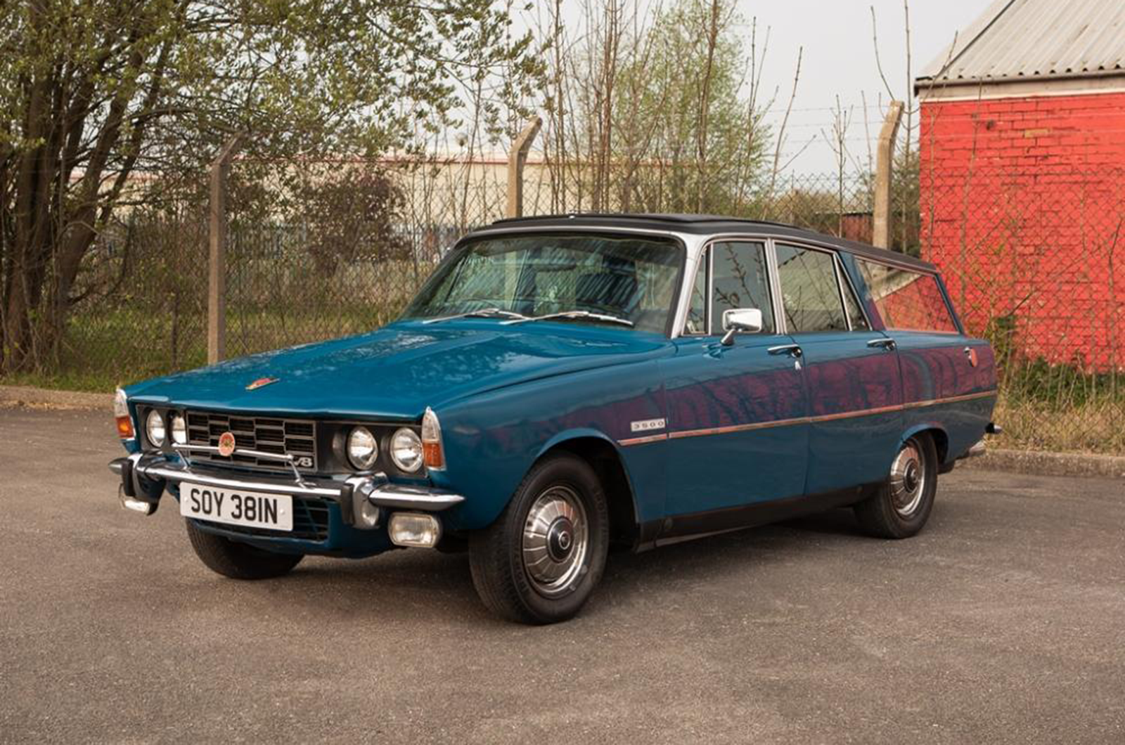 Classic & Sports Car – DB5 makes £850k as Astons dominate weekend sales