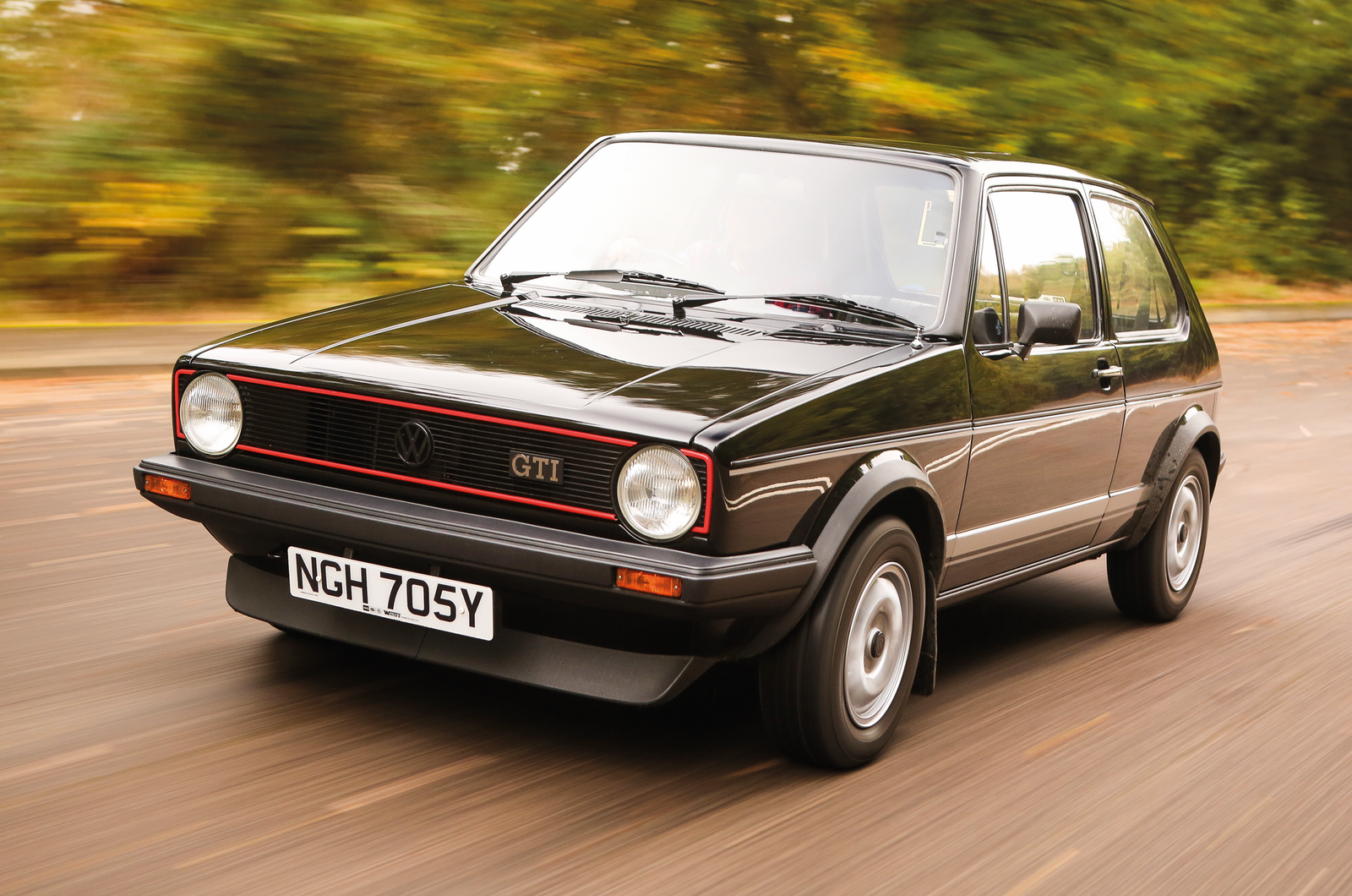 Classic & Sports Car – Starter classics: 14 great cars for a first-timer
