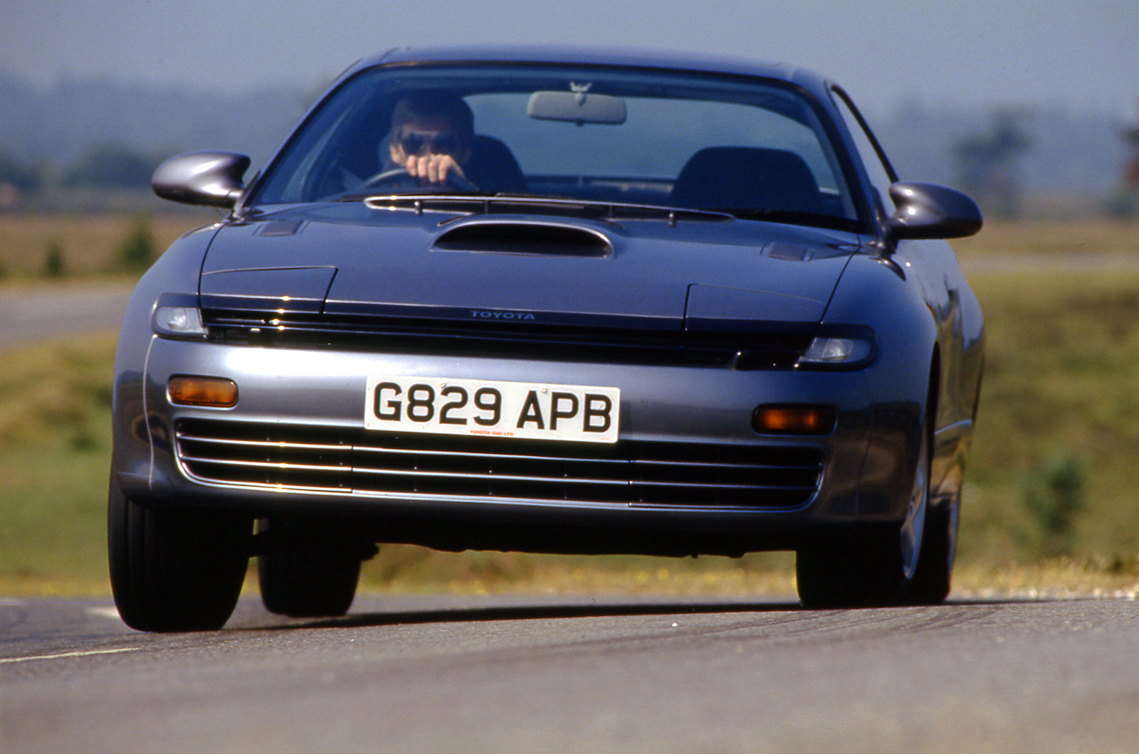Classic & Sports Car – 19 undervalued classics from the 1990s