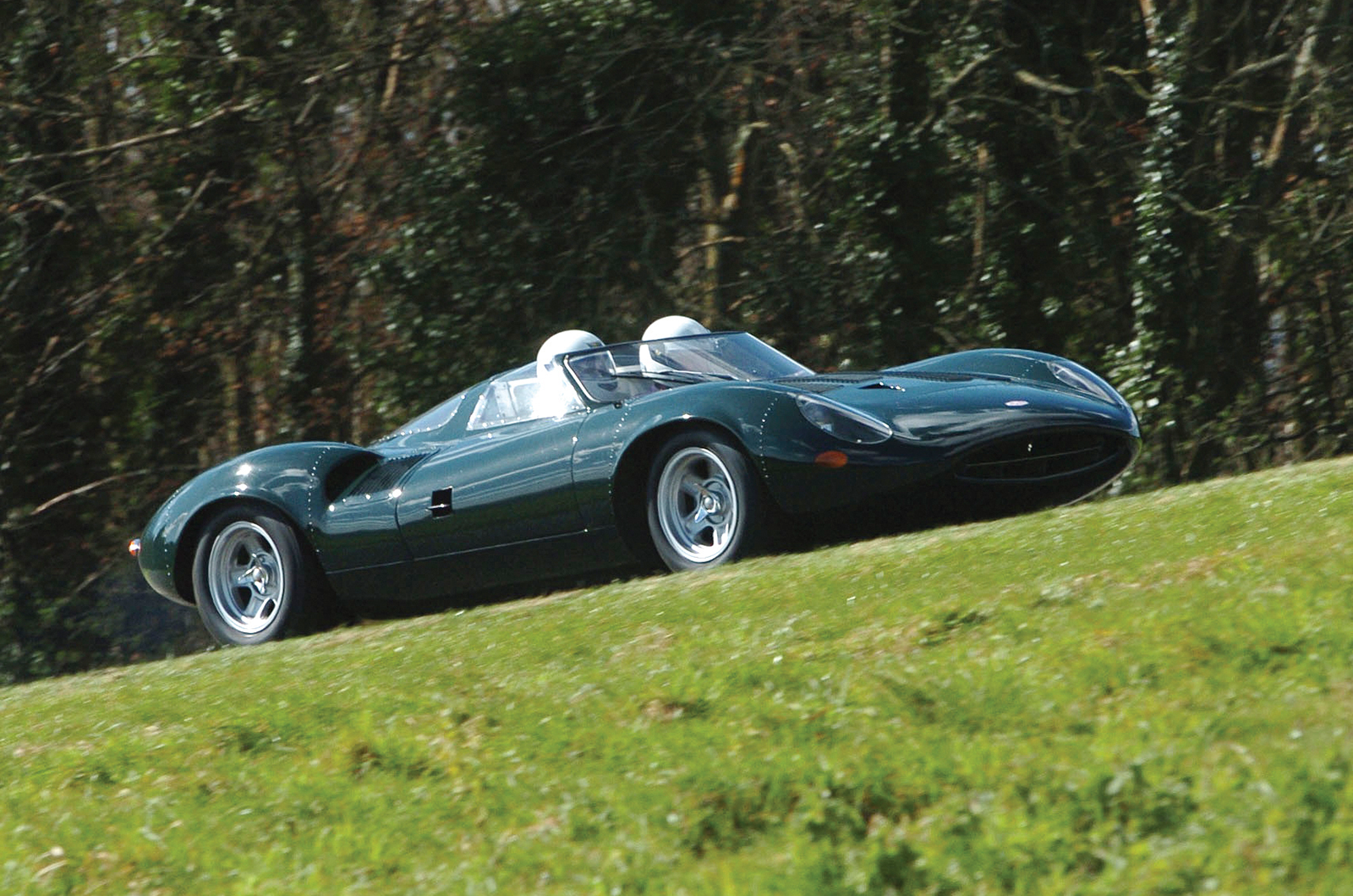 Classic & Sports Car – Jaguar’s great lost racer is reborn after 53 years