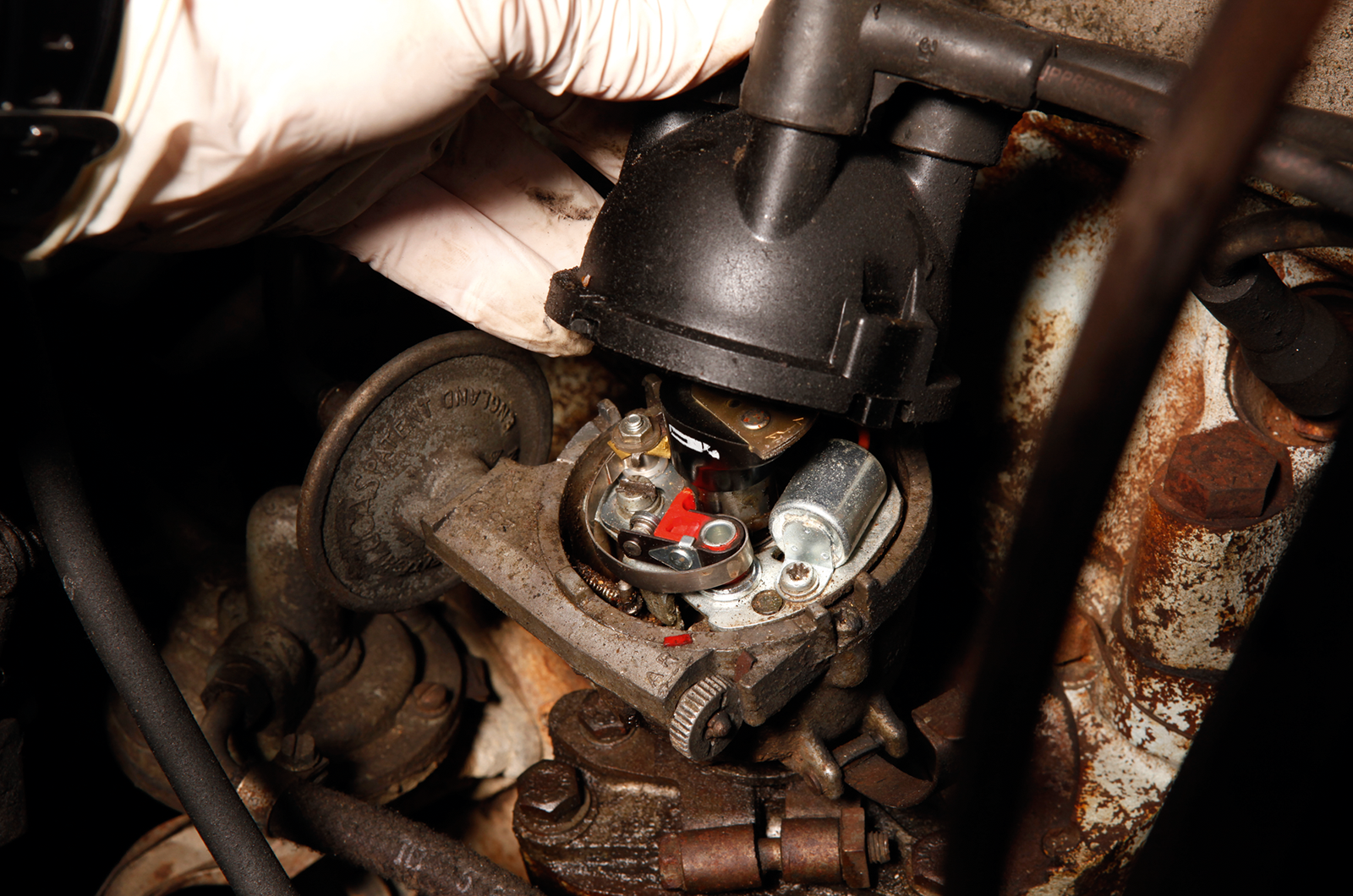 Classic & Sports Car – How to… fit electronic ignition to your classic car