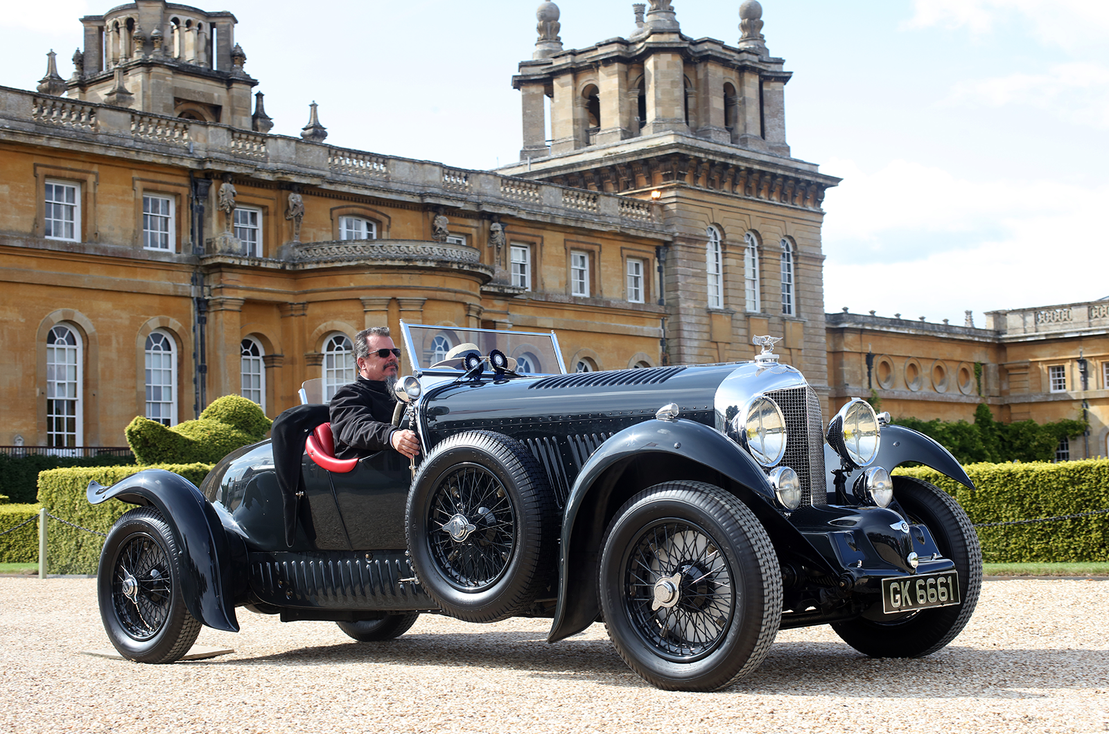Classic & Sports Car – Talbot-Lago scoops top prize at Salon Privé