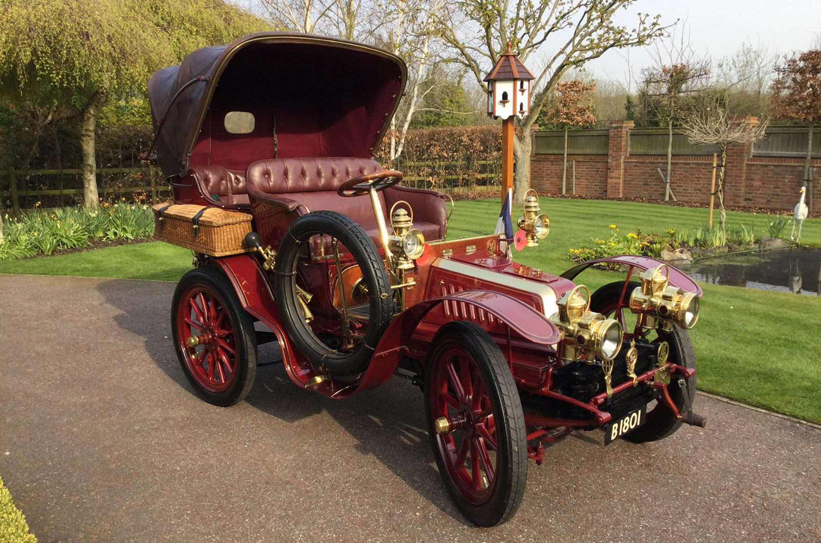Classic & Sports Car – London to Brighton Veteran Car Run 2019 preview