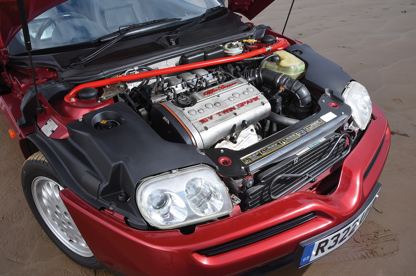 Classic & Sports Car – Buyer’s guide: Alfa Romeo Spider (916)