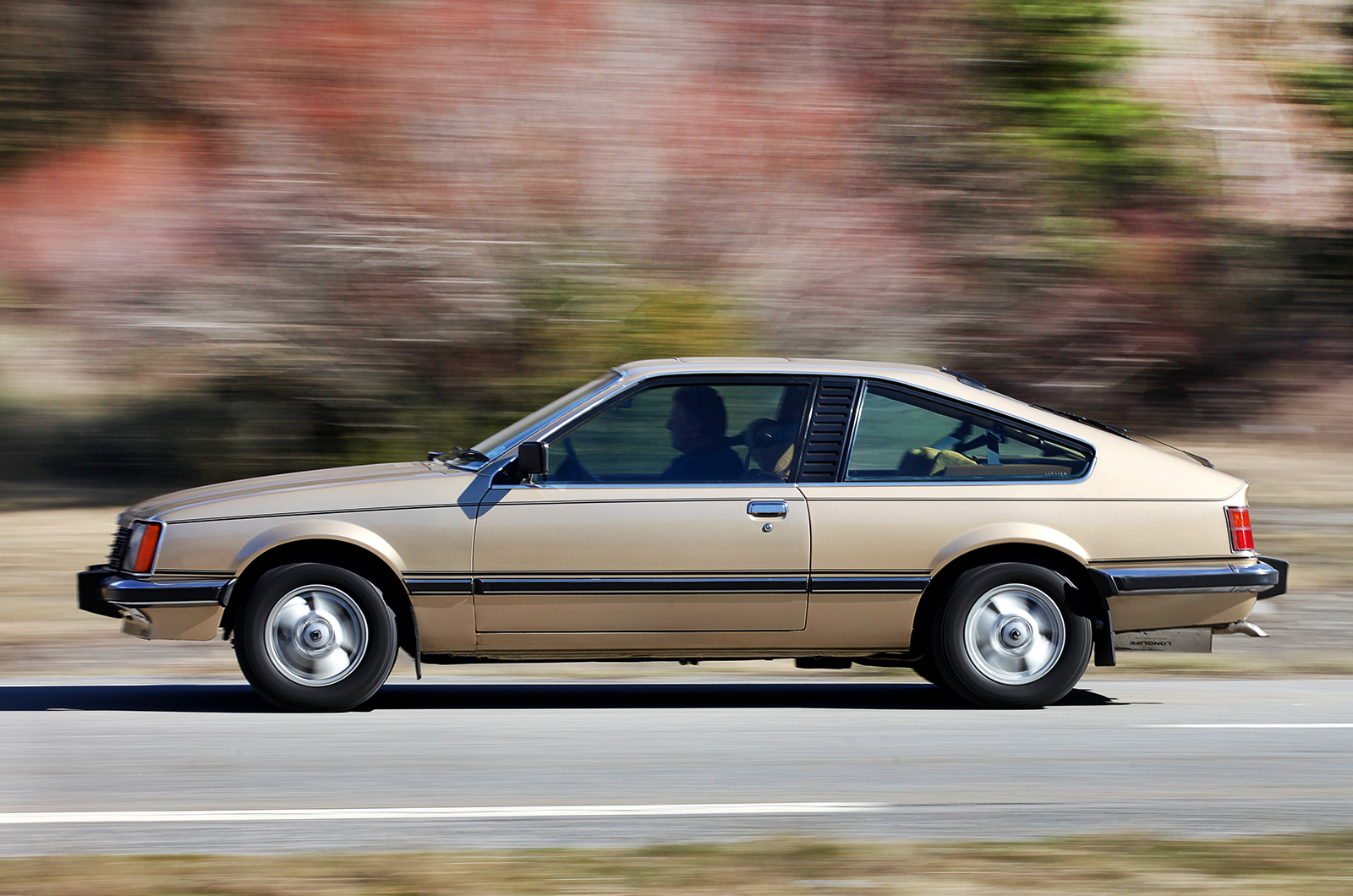 Classic & Sports Car – Vauxhall Royale: Luton’s classiest coupé?