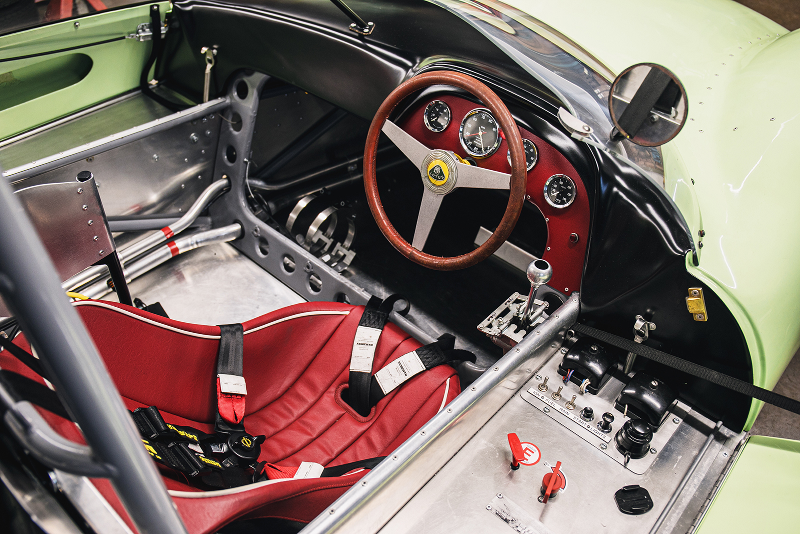 Classic & Sports Car – This ex-Moss, Hill and Clark Lotus 19 is for sale!