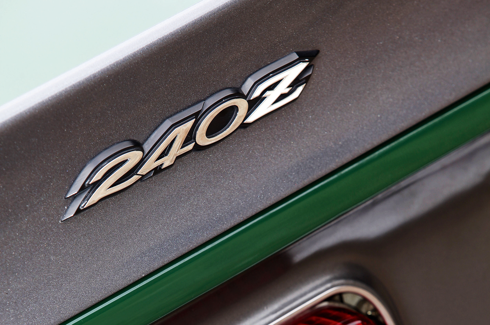 Classic & Sports Car – Coupé conundrum: Ford Capri vs Datsun 240Z