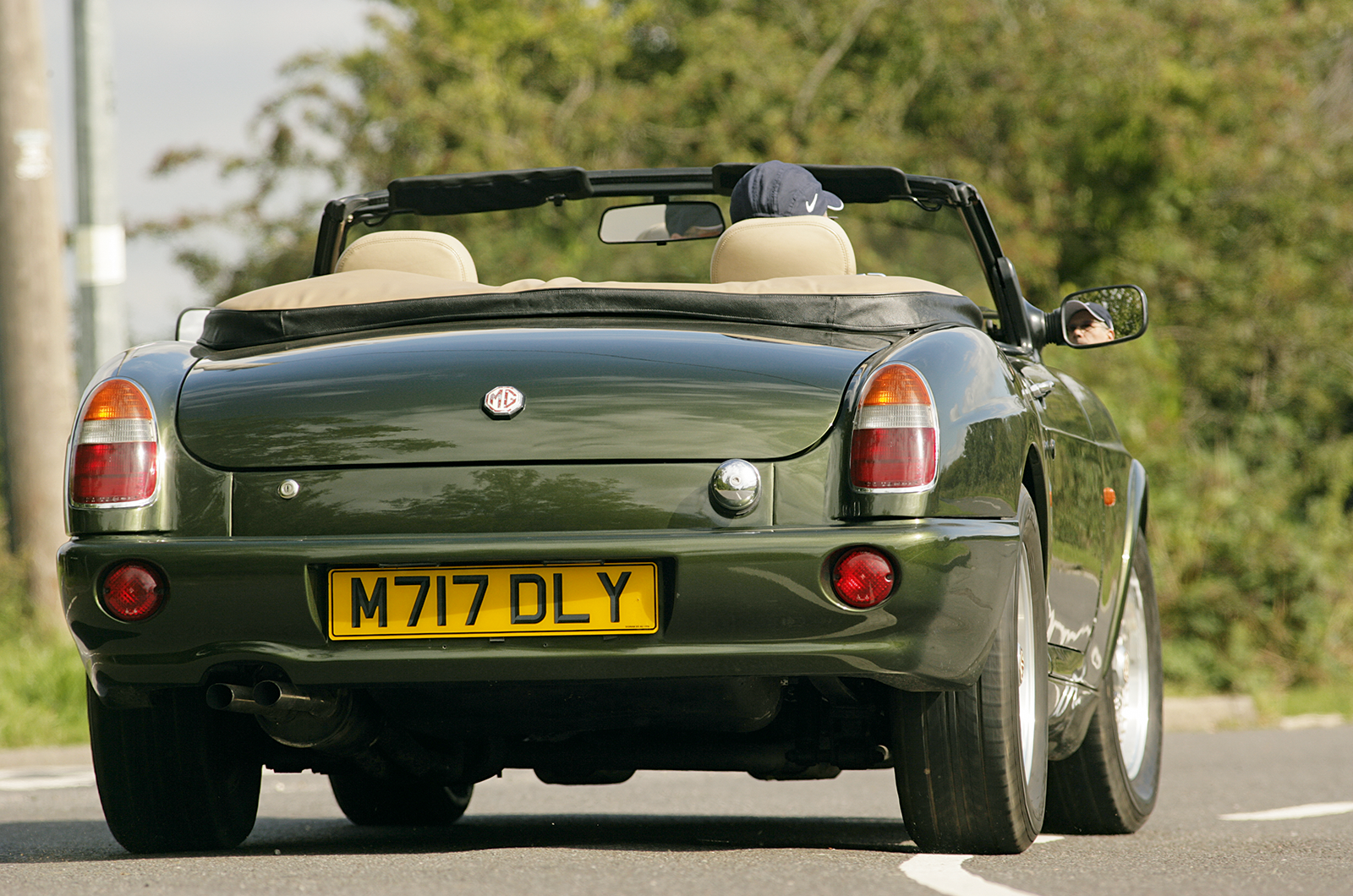 Classic & Sports Car – Buyer’s guide: MG RV8