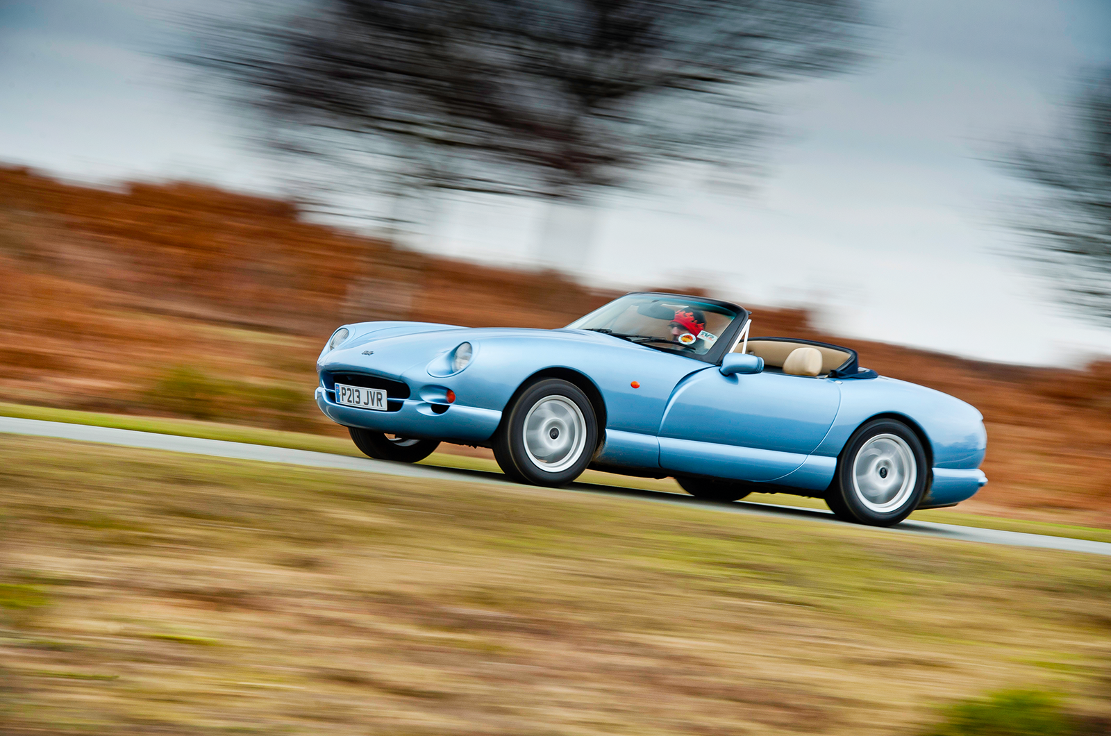 Classic & Sports Car – Buyer’s guide: MG RV8