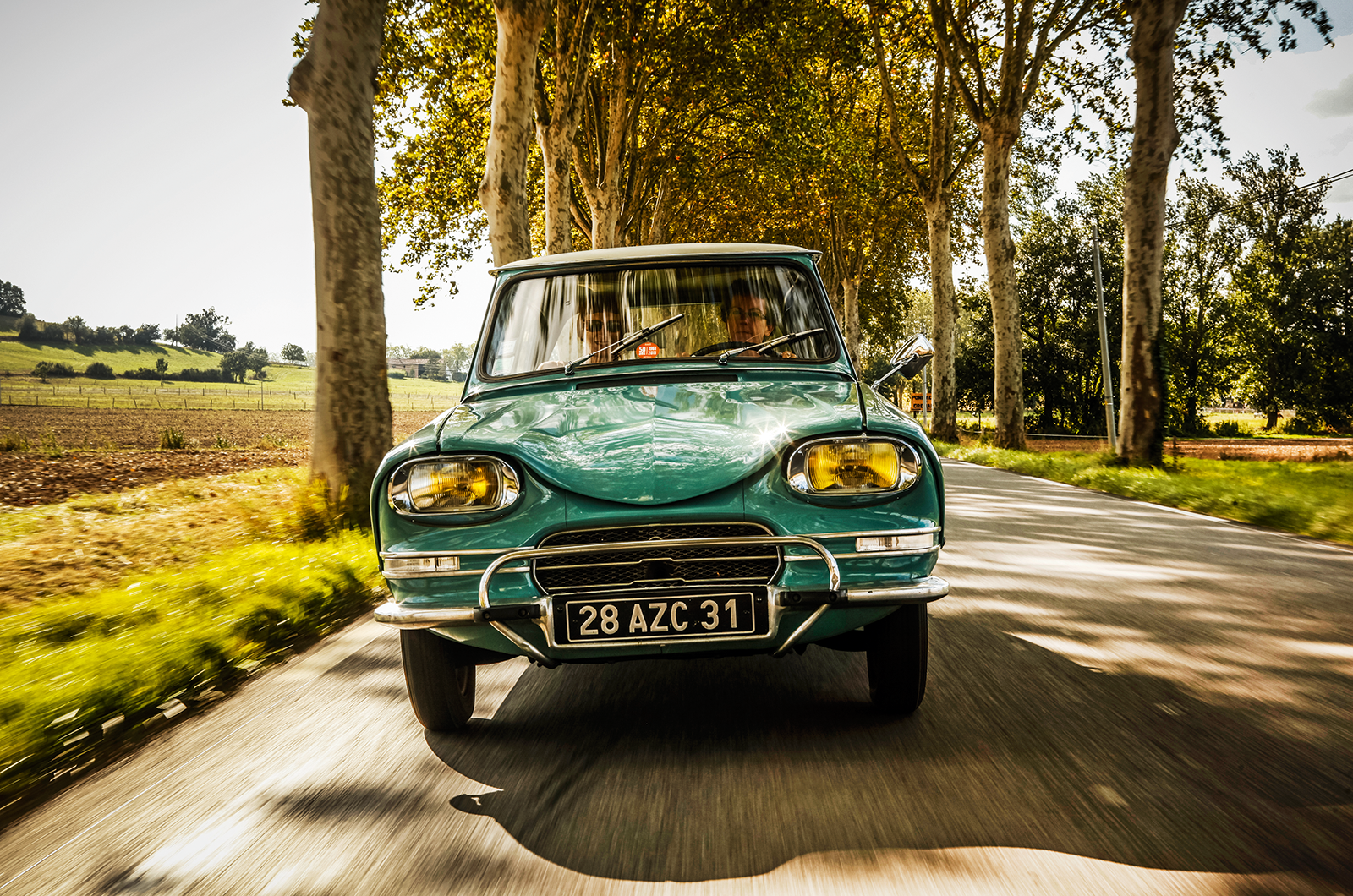 Classic & Sports Car – Citroën Ami 6: baroque and roll