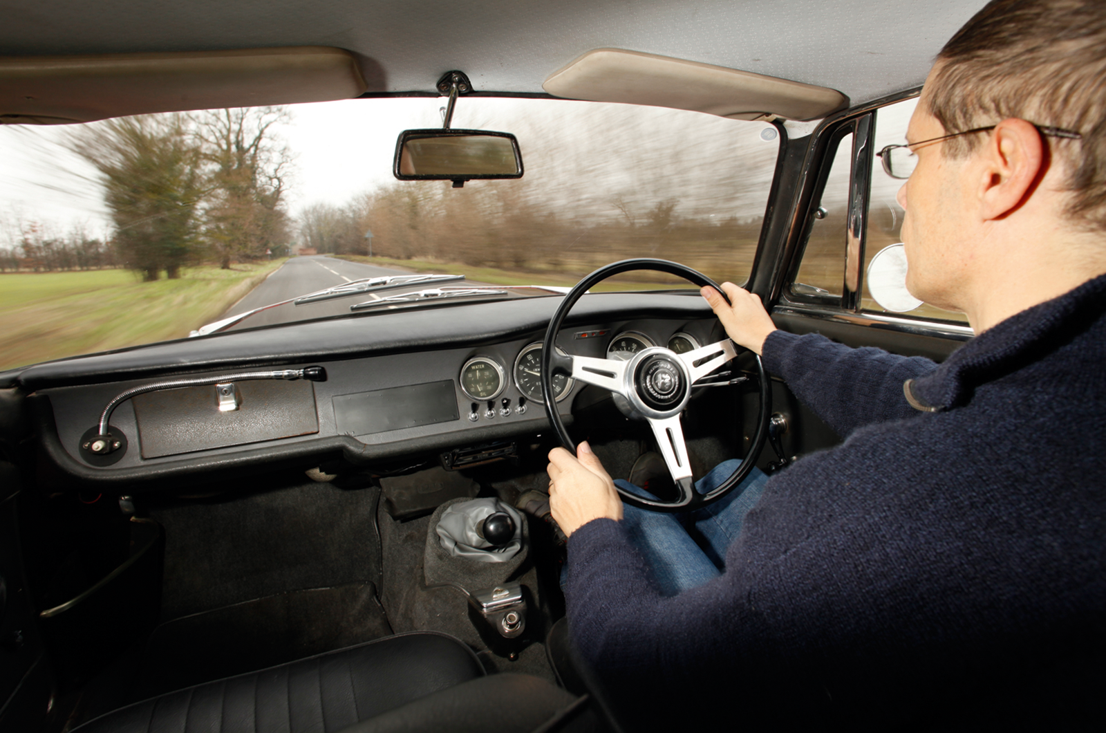 Classic & Sports Car – Making memories in an Alfa Romeo GTV