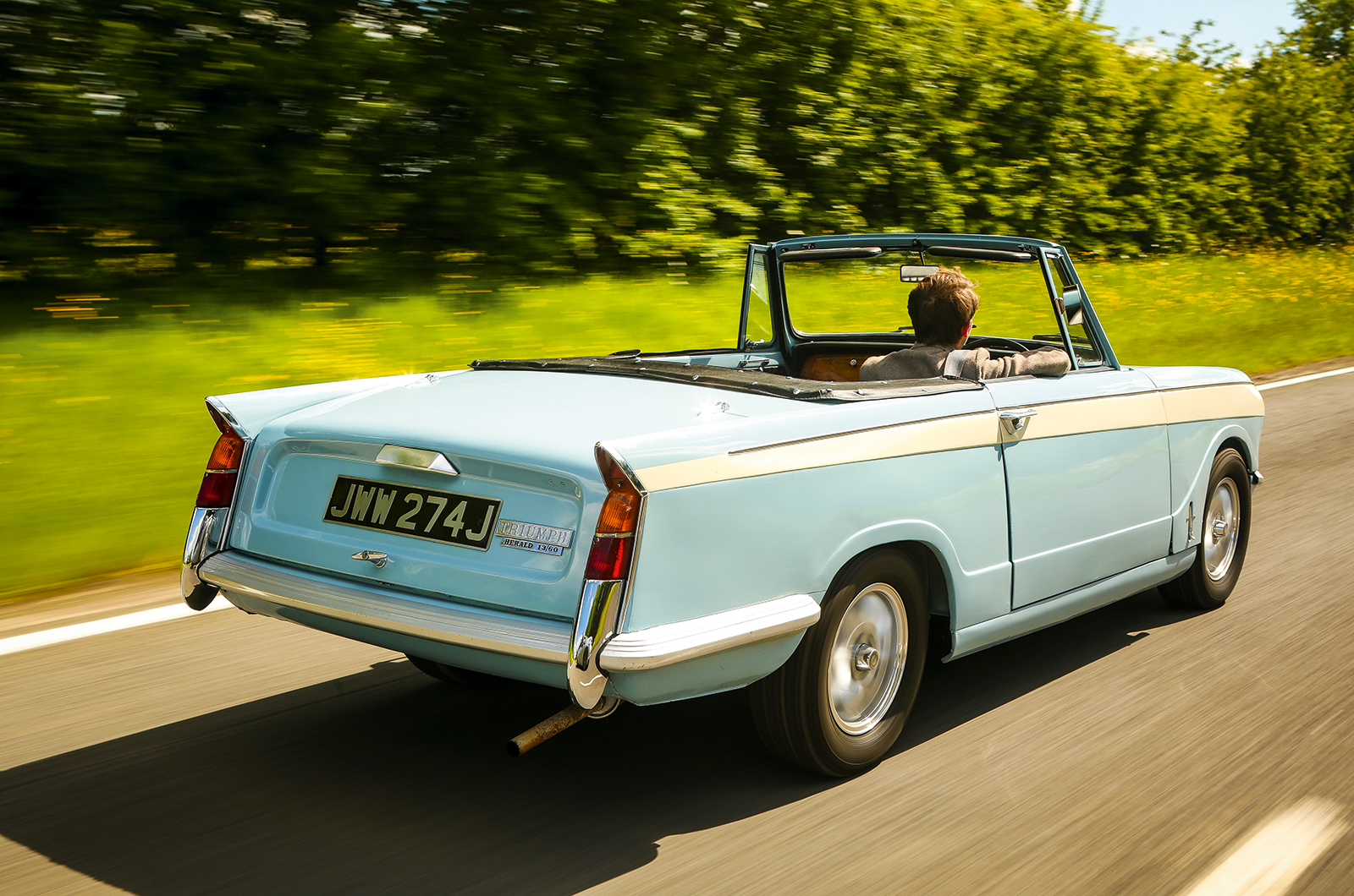 Classic & Sports Car – Sixties summer stunners: Herald vs Beetle vs Caravelle