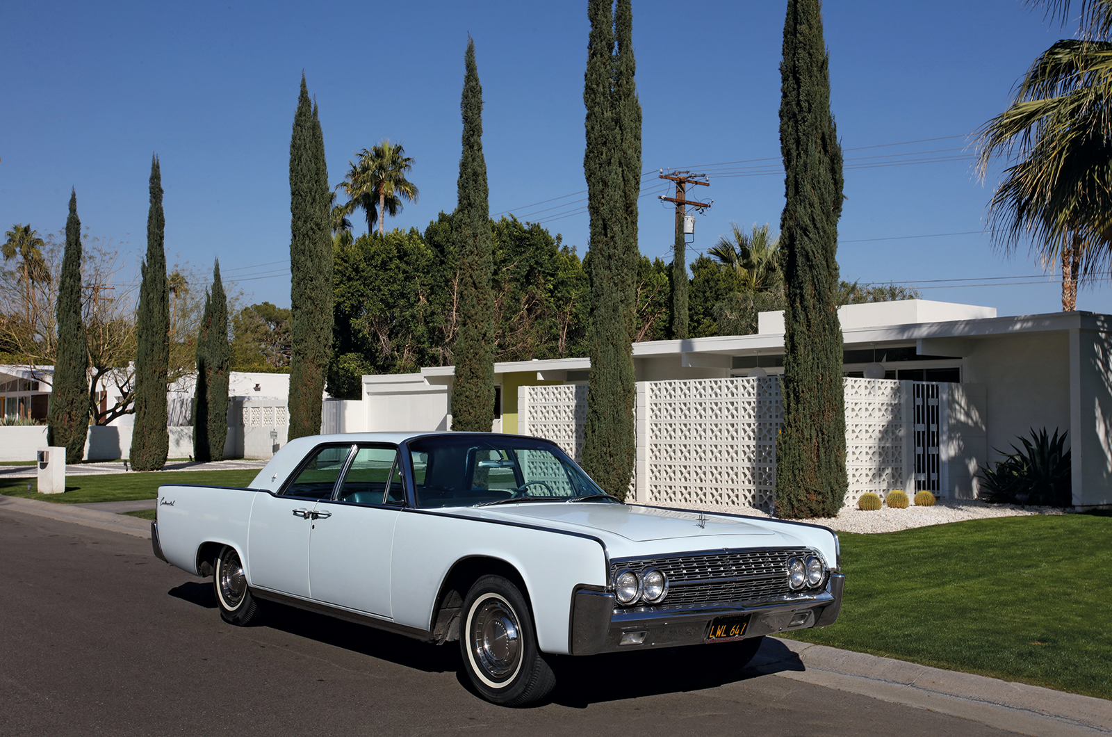 Classic & Sports Car – Continental shift: driving the Lincoln Continental