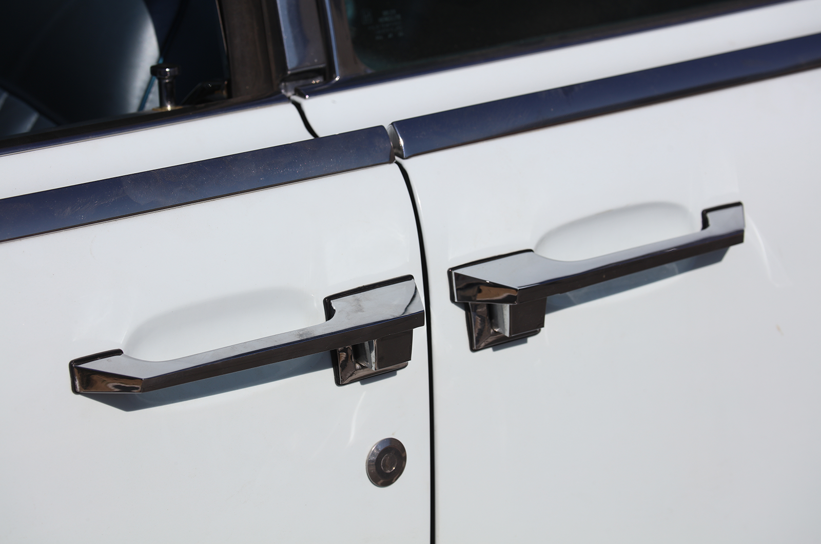 Classic & Sports Car – Continental shift: driving the Lincoln Continental