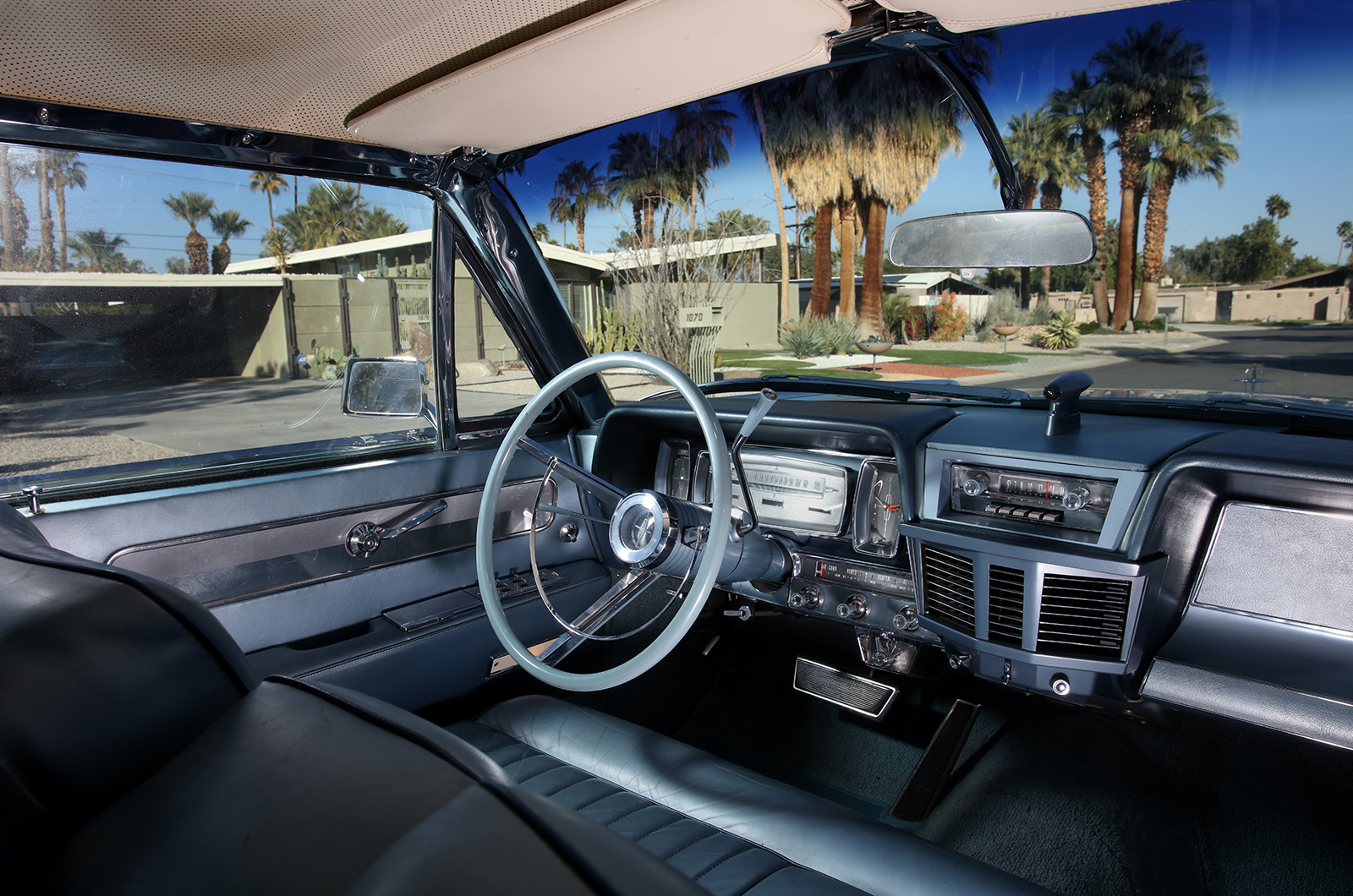 Classic & Sports Car – Continental shift: driving the Lincoln Continental