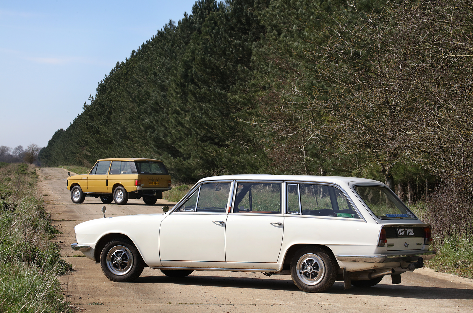 Classic & Sports Car – Estates of mind: Triumph PI Estate vs Range Rover