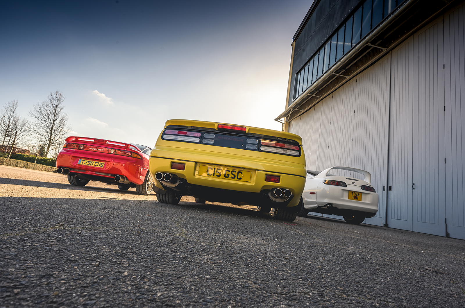 Classic & Sports Car – Street fighters: Mitsubishi 3000GT vs Toyota Supra vs Nissan 300ZX