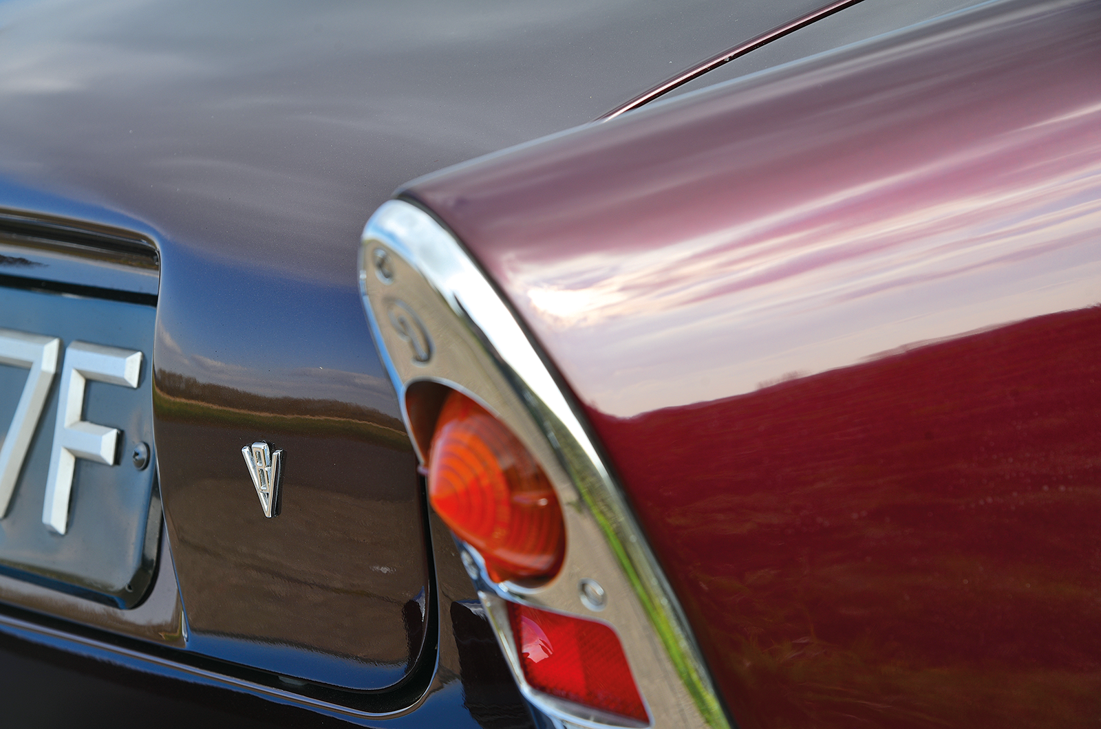 Classic & Sports Car – The Daimler Dart that never was – and the earliest SP250