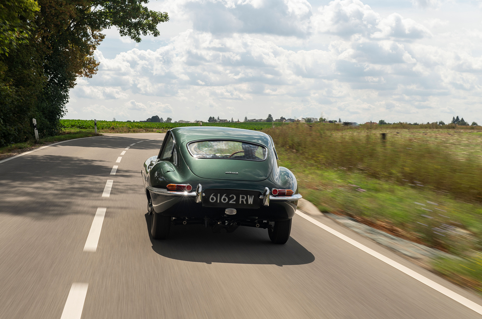 Classic & Sports Car – Ex-works Jaguar E-type set for London sale