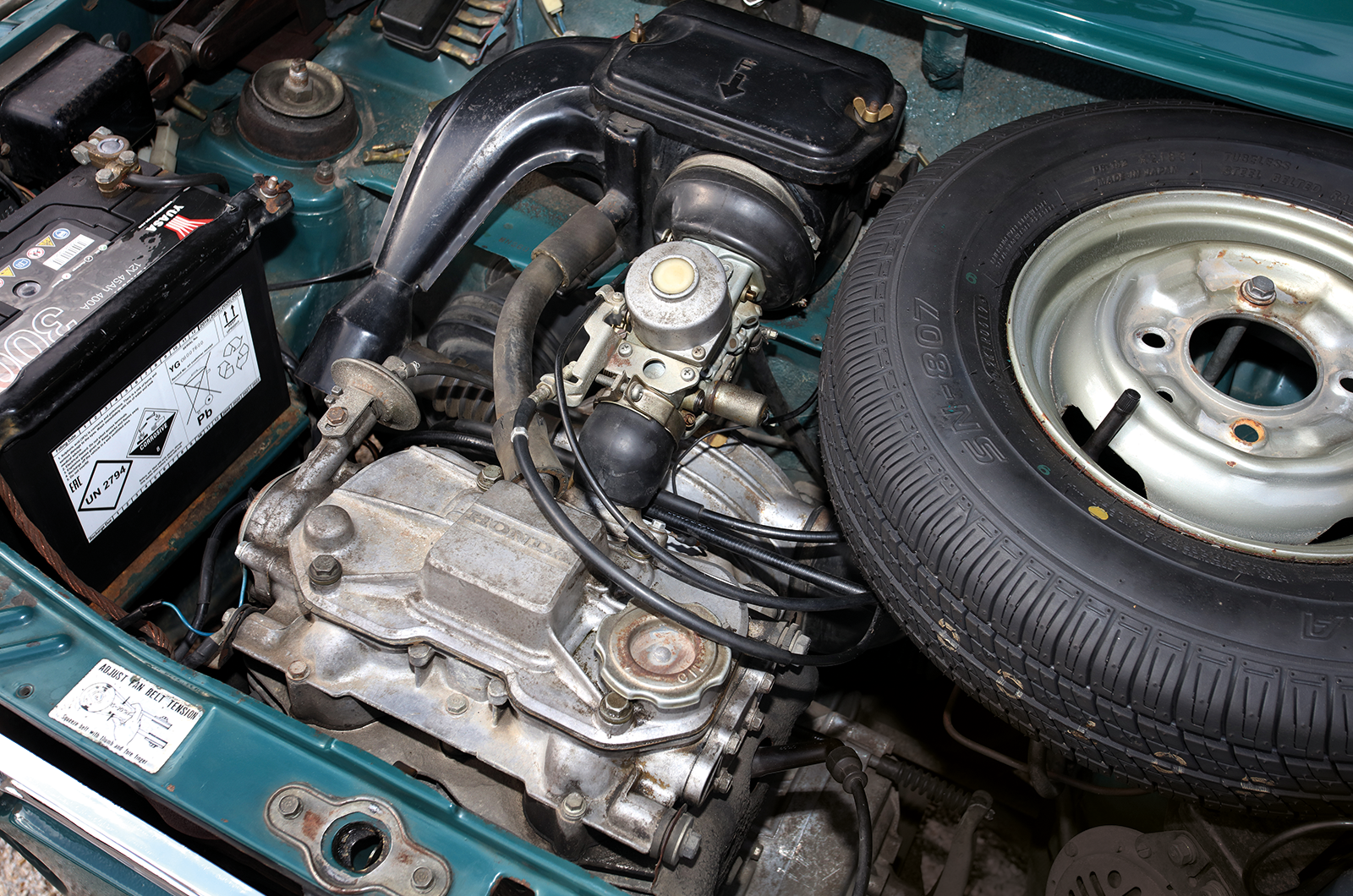 Classic & Sports Car – Love is in the air: Honda N360, Citroën Ami 8 and Volkswagen Beetle