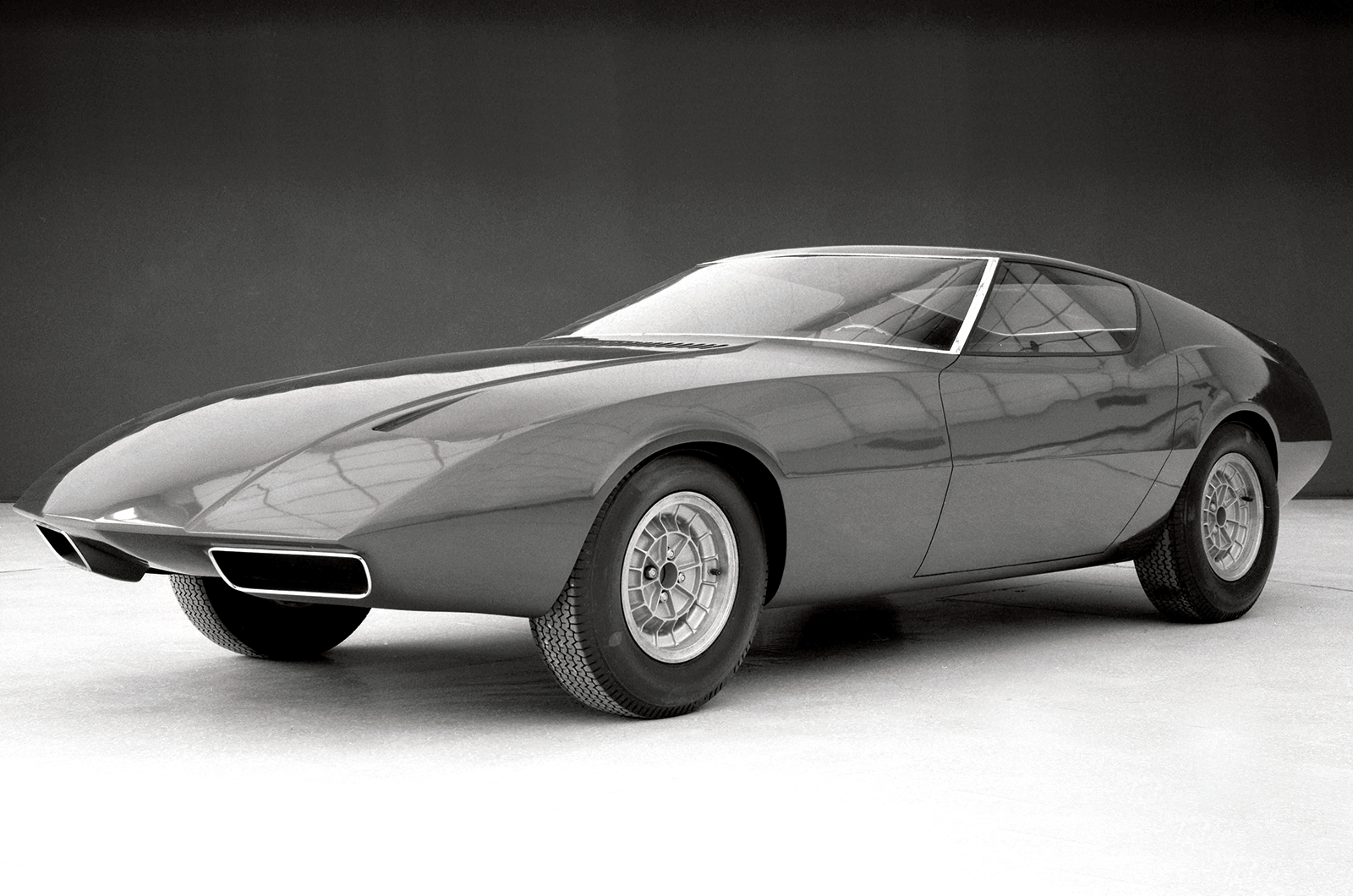 Classic & Sports Car – Inside Vauxhall’s ideas factory