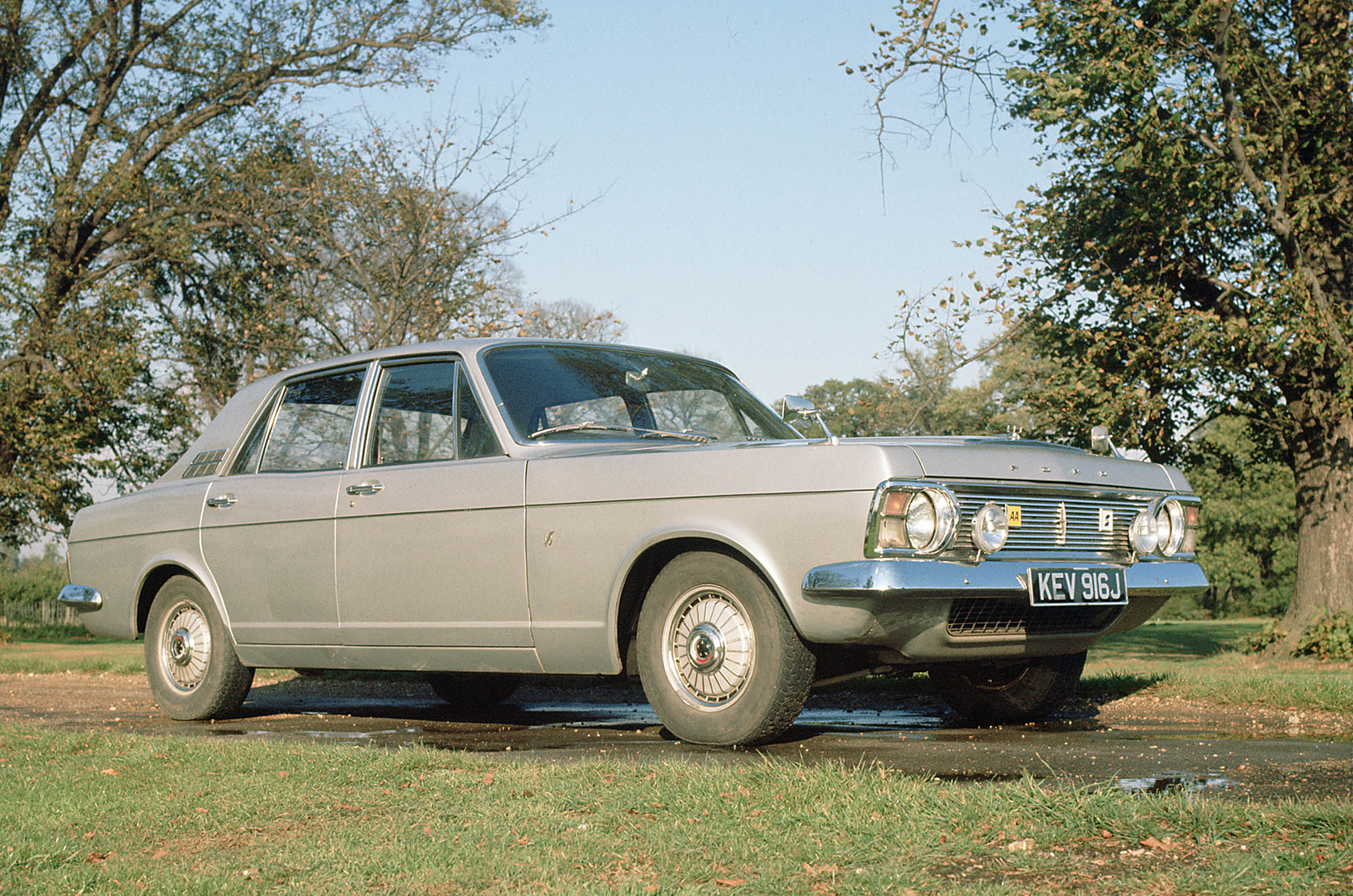 Classic & Sports Car – Guilty pleasures: Ford Zephyr/Zodiac MkIV