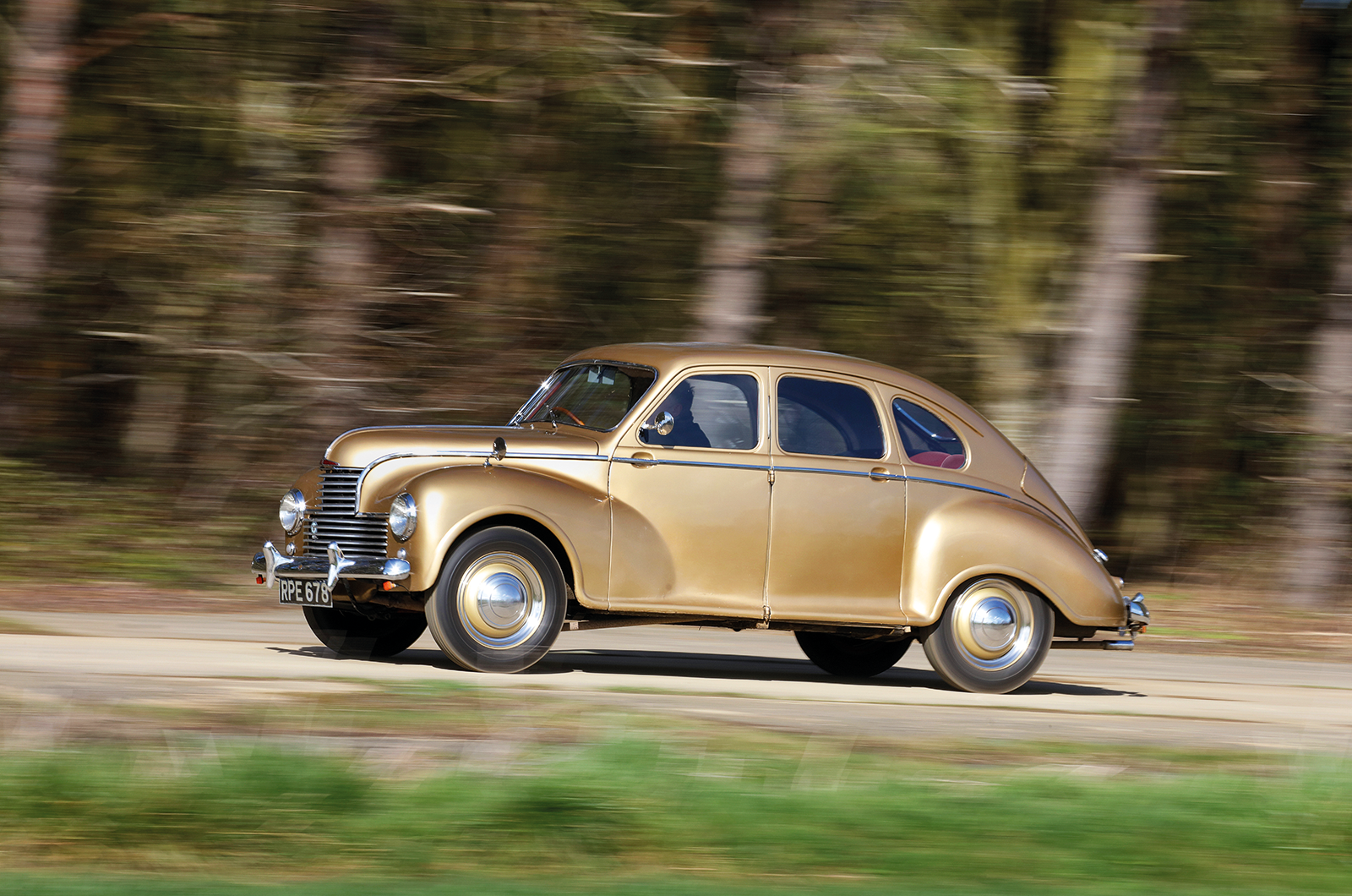 Classic & Sports Car – Going with the flow: Lancia Aprilia vs Jowett Javelin