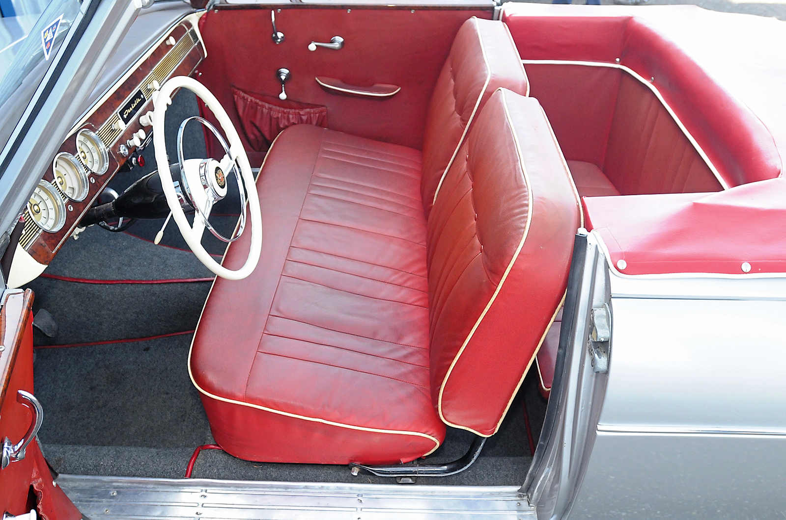 Classic & Sports Car – Sun seekers: Mercedes-Benz 190SL, Porsche 356 and Borgward Isabella