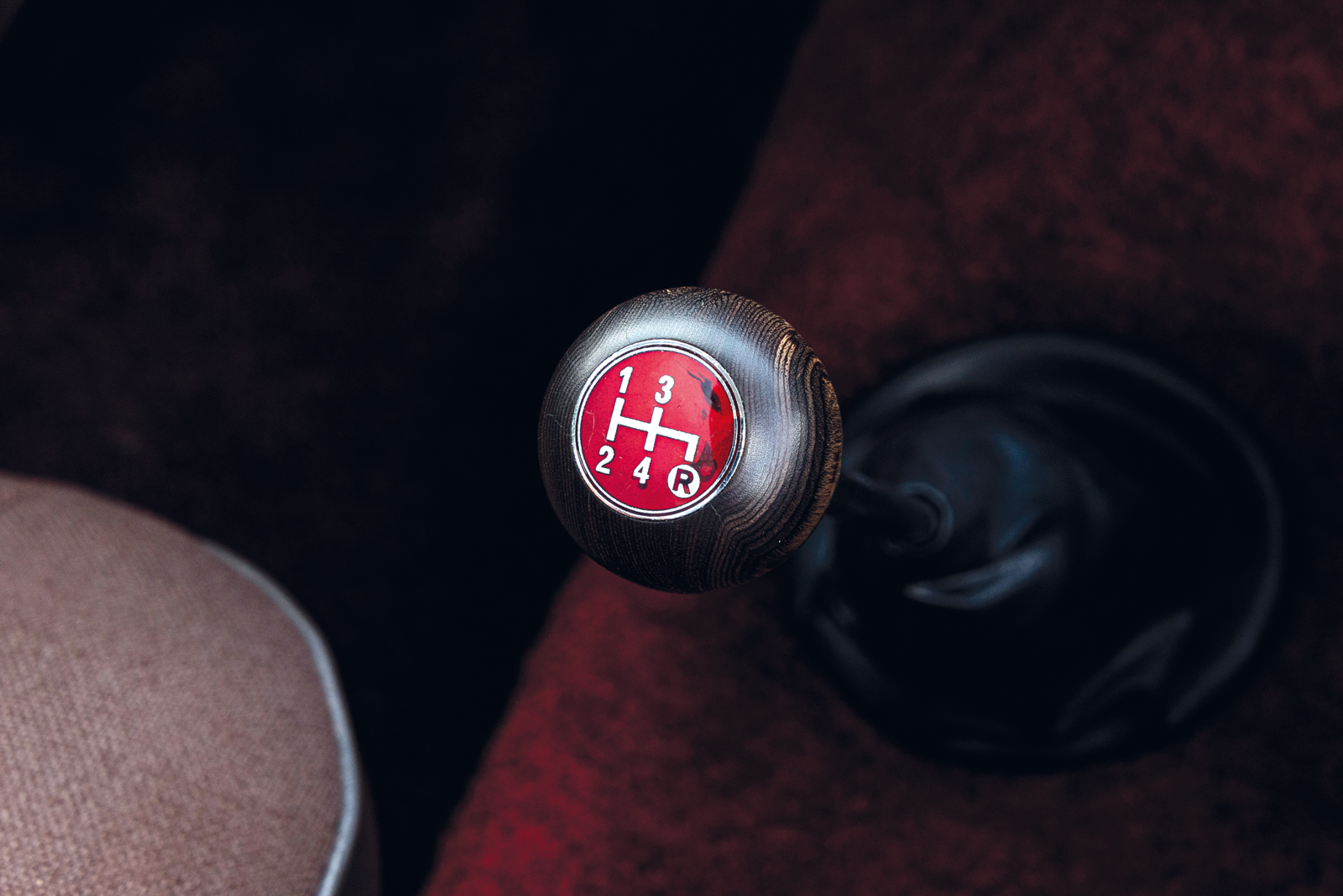 Classic & Sports Car – Quiet revolutionary: Mazda R130 Luce