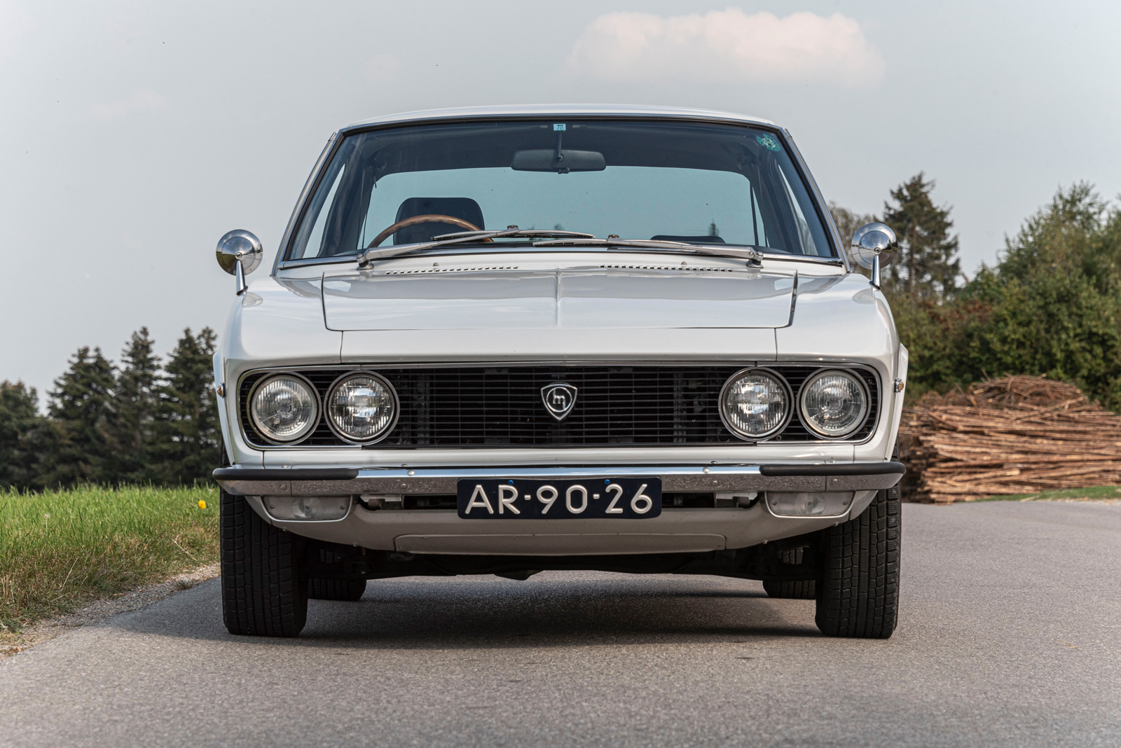 Classic & Sports Car – Quiet revolutionary: Mazda R130 Luce