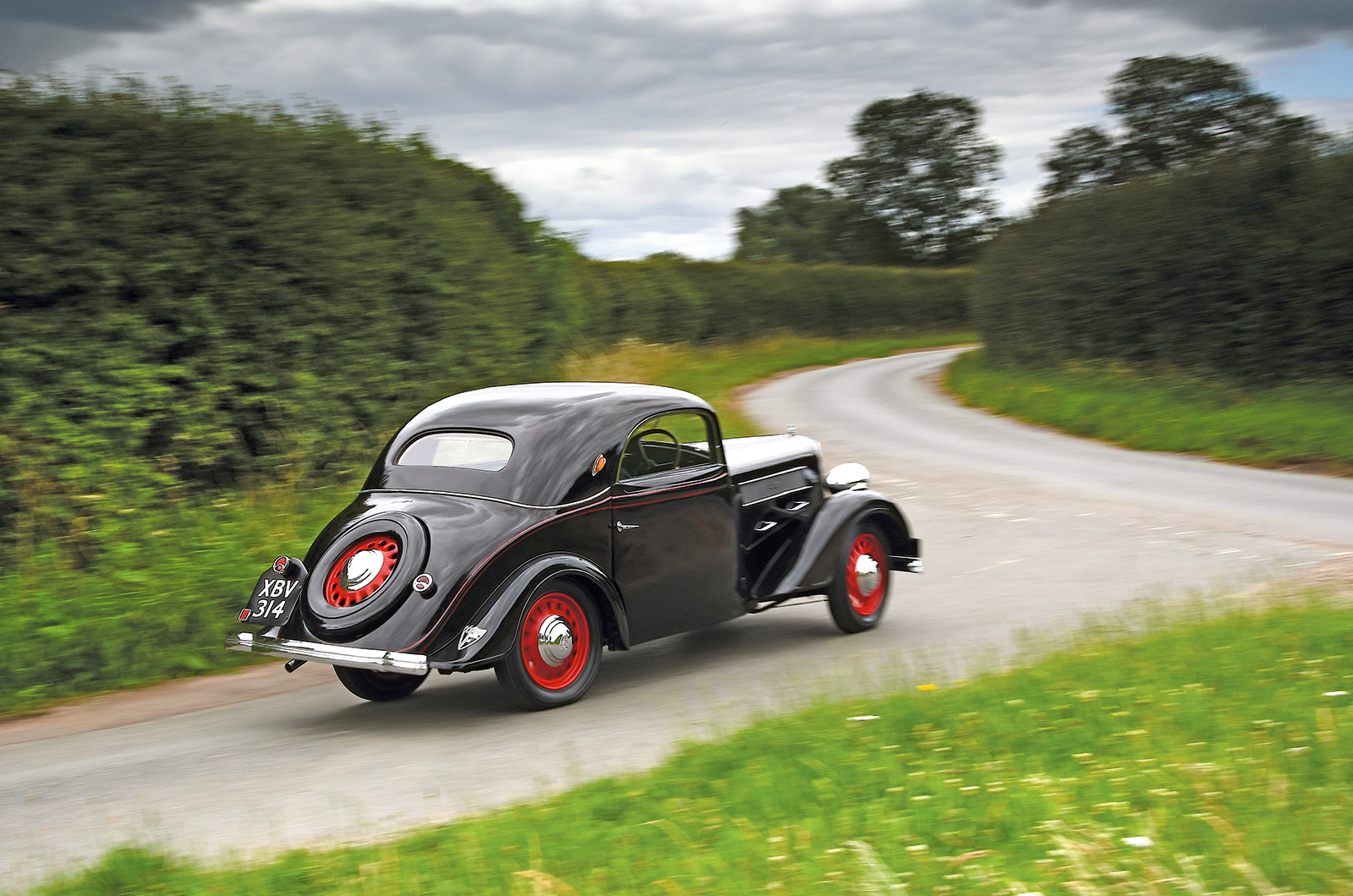 Classic & Sports Car – Dressed to deceive: Rosengart SuperSept