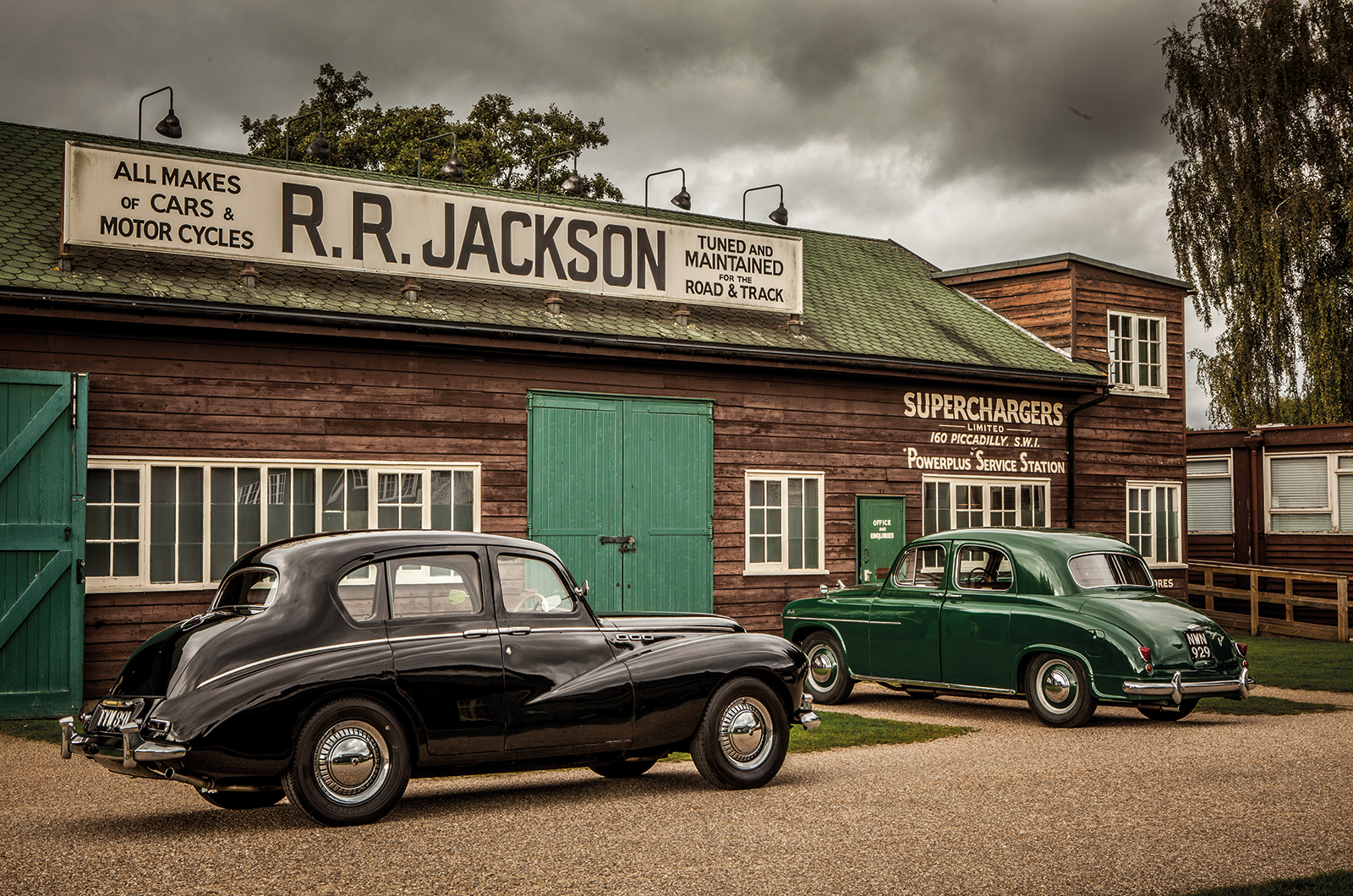 Classic & Sports Car – A touch of class: Sunbeam MkIII vs Singer Hunter